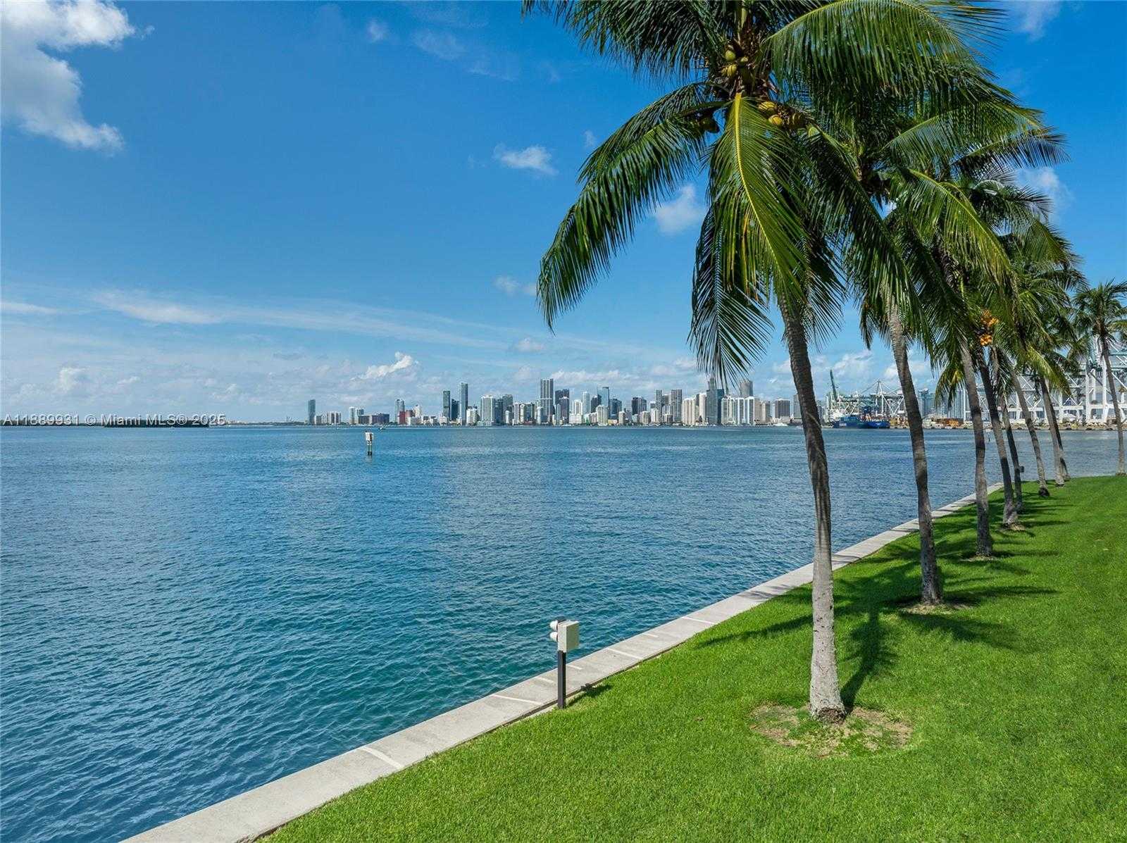 Small Image of 5134 FISHER ISLAND DR #5134, Miami Beach Number 46