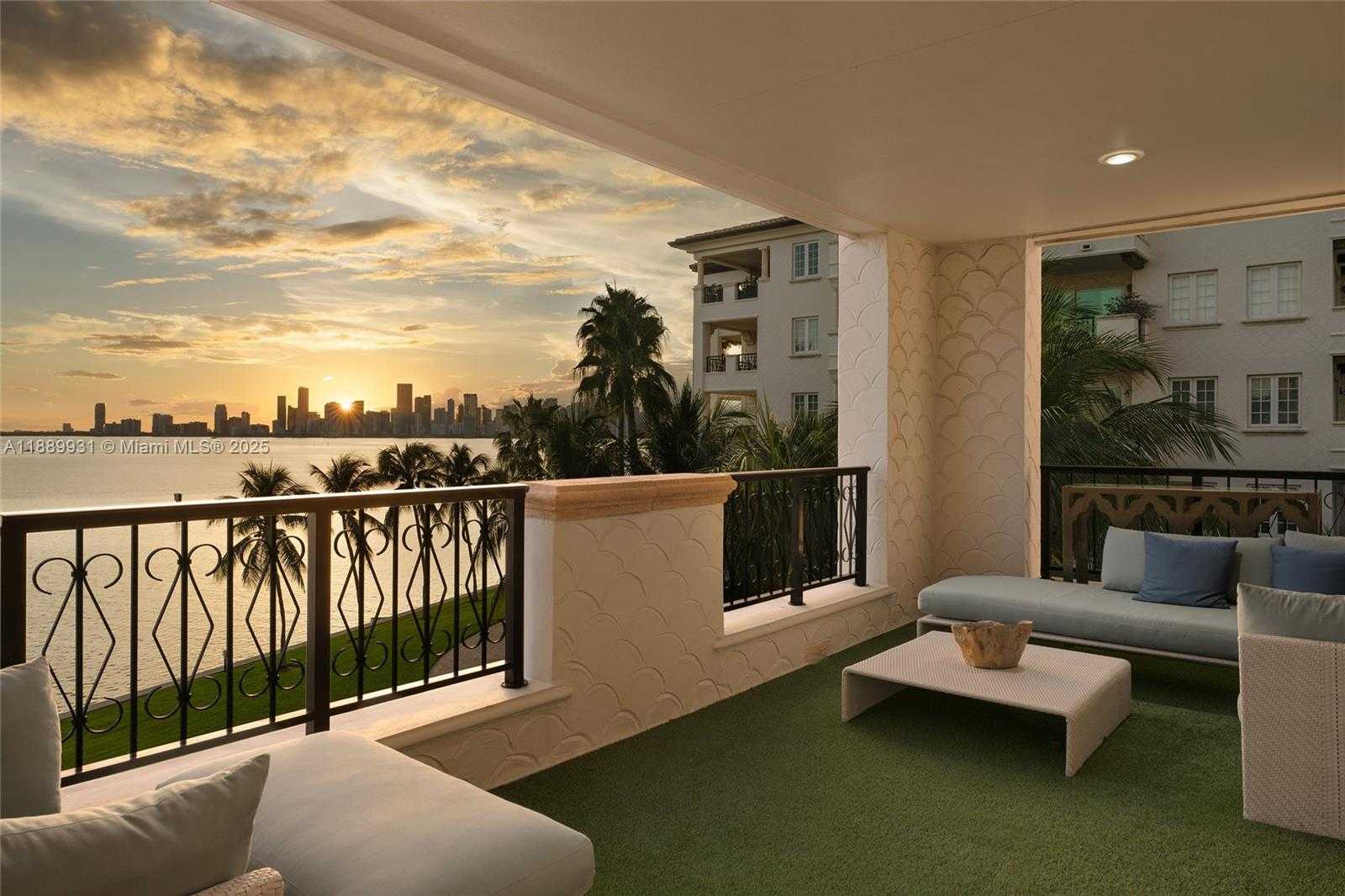 Small Image of 5134 FISHER ISLAND DR #5134, Miami Beach Number 6