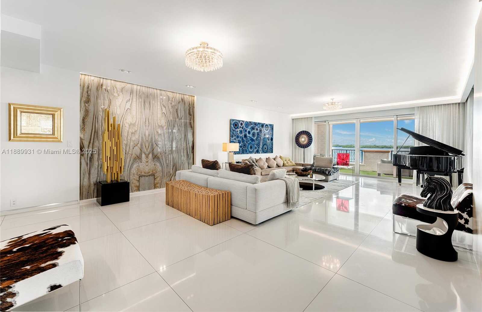 Small Image of 5134 FISHER ISLAND DR #5134, Miami Beach Number 9
