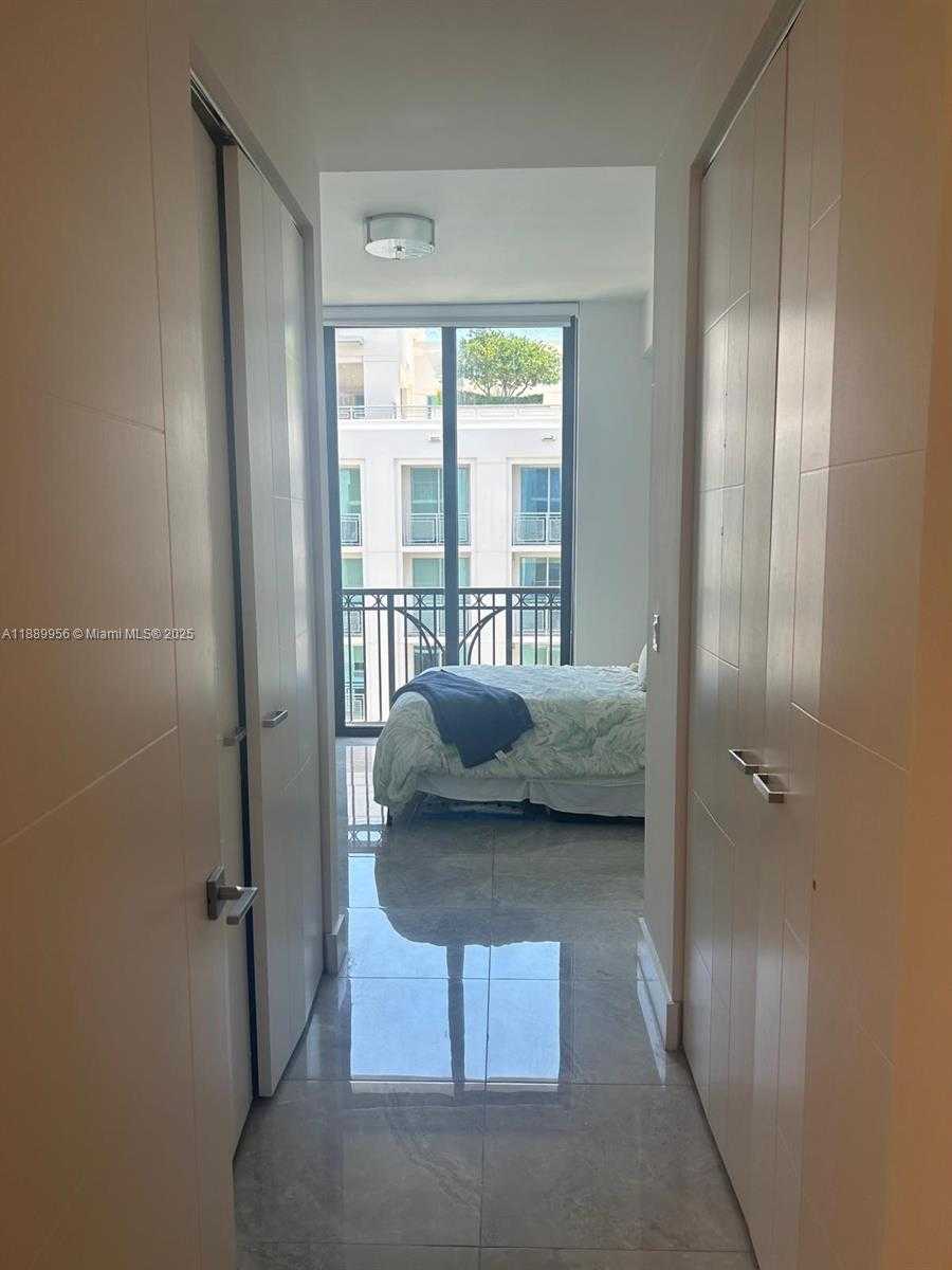 Small Image of 301 ALTARA AVE #LPH903, Coral Gables Number 13