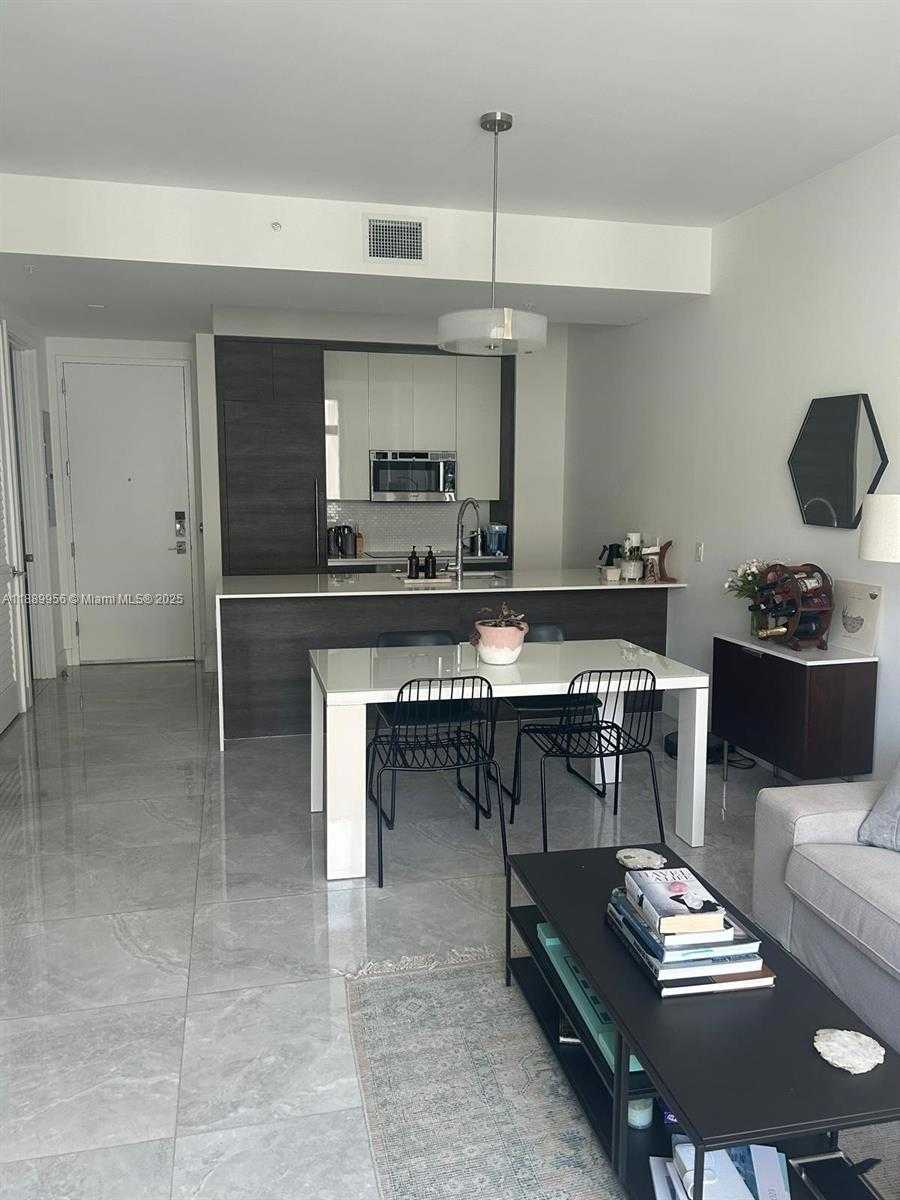 Small Image of 301 ALTARA AVE #LPH903, Coral Gables Number 6