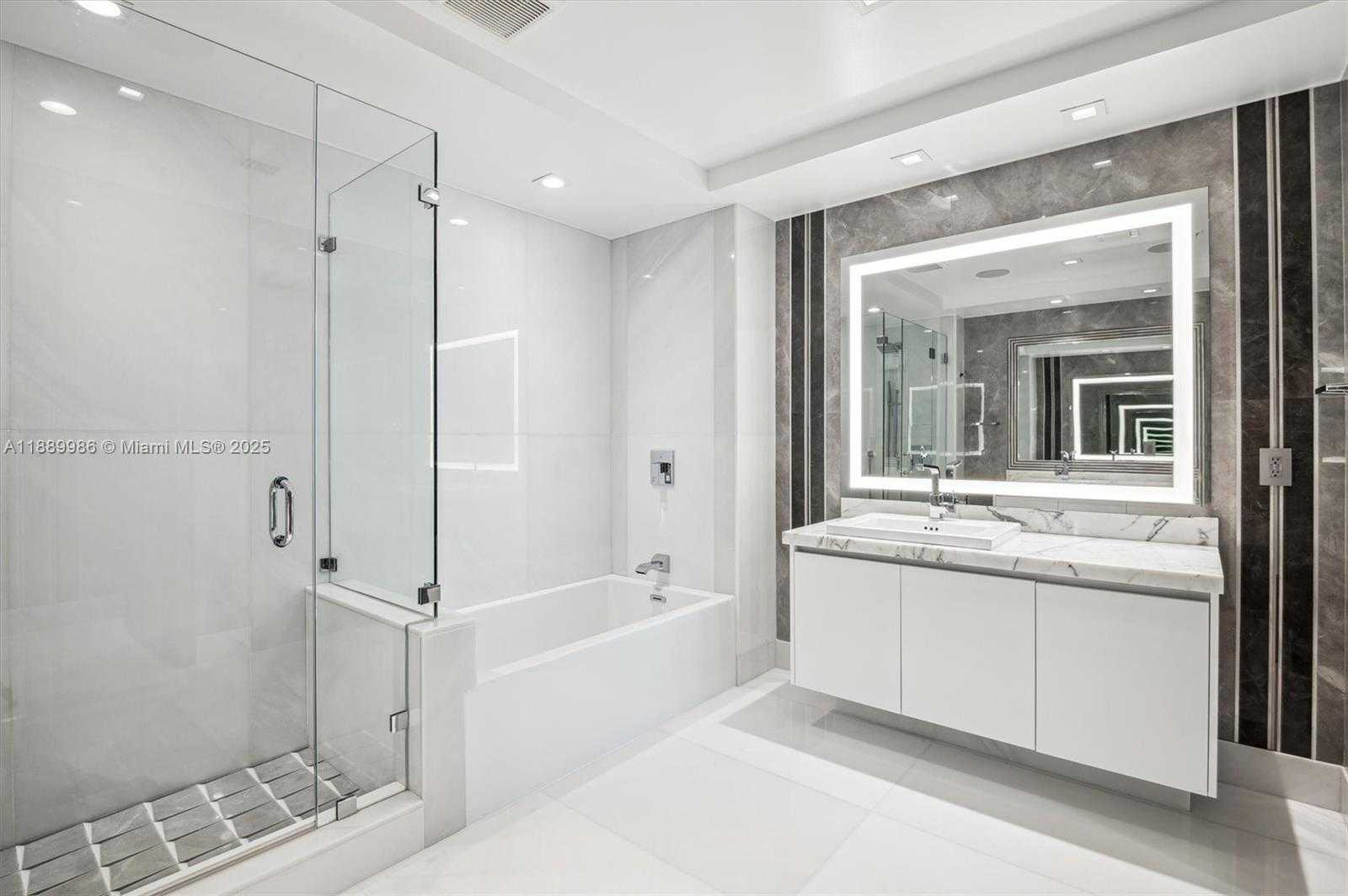Small Image of 330 SUNNY ISLES BLVD #5-UPH04, Sunny Isles Beach Number 31