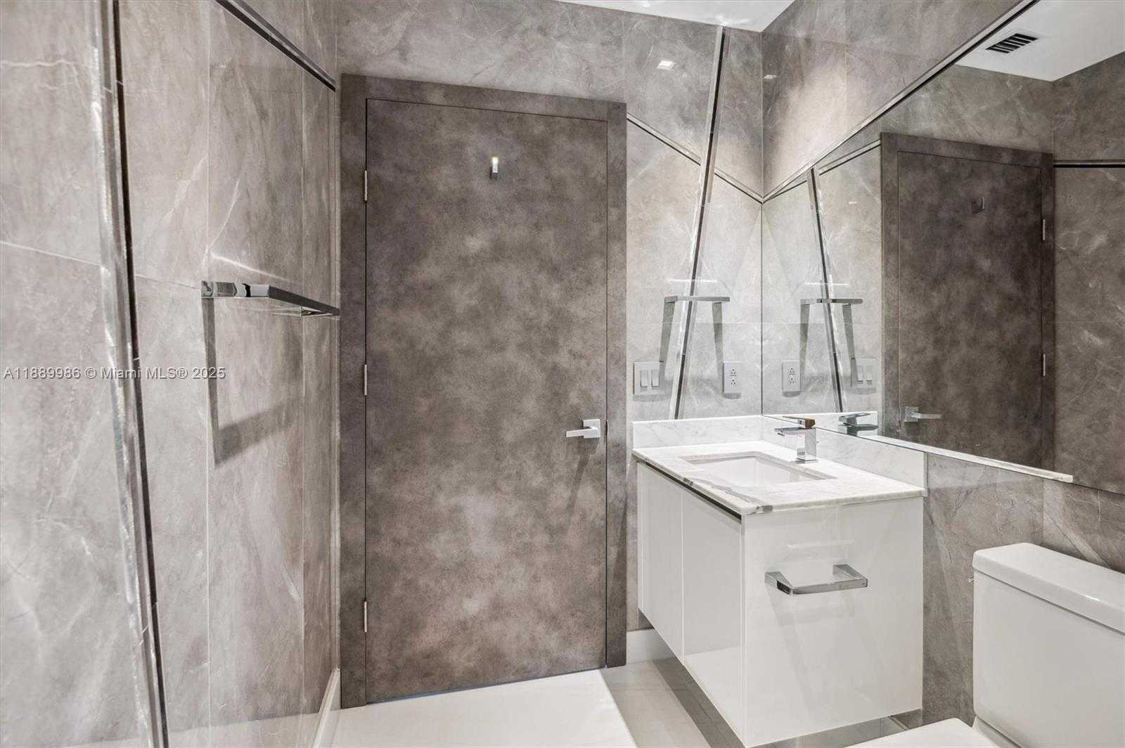 Small Image of 330 SUNNY ISLES BLVD #5-UPH04, Sunny Isles Beach Number 37