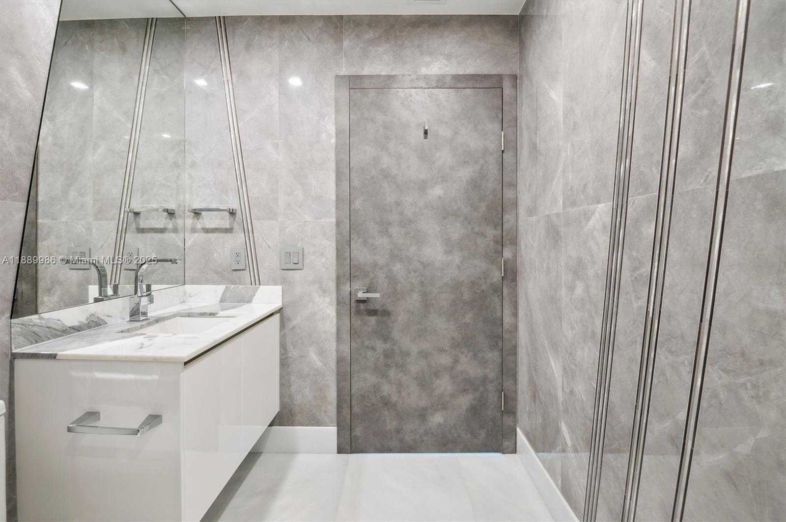 Small Image of 330 SUNNY ISLES BLVD #5-UPH04, Sunny Isles Beach Number 43