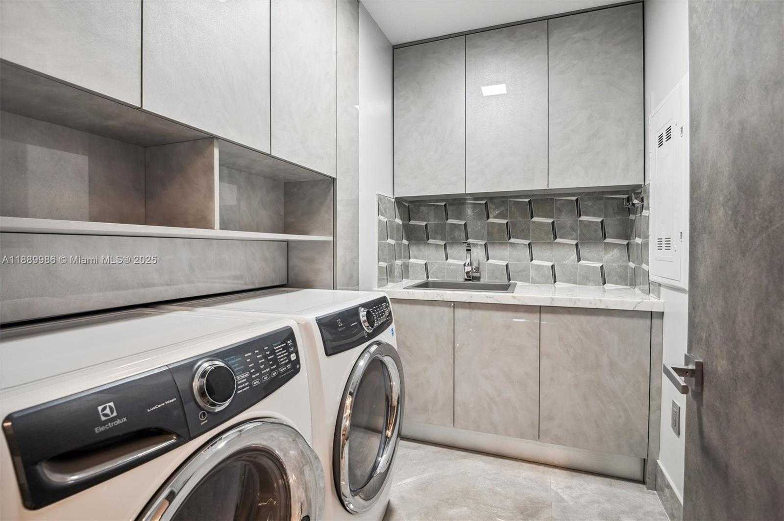 Small Image of 330 SUNNY ISLES BLVD #5-UPH04, Sunny Isles Beach Number 44