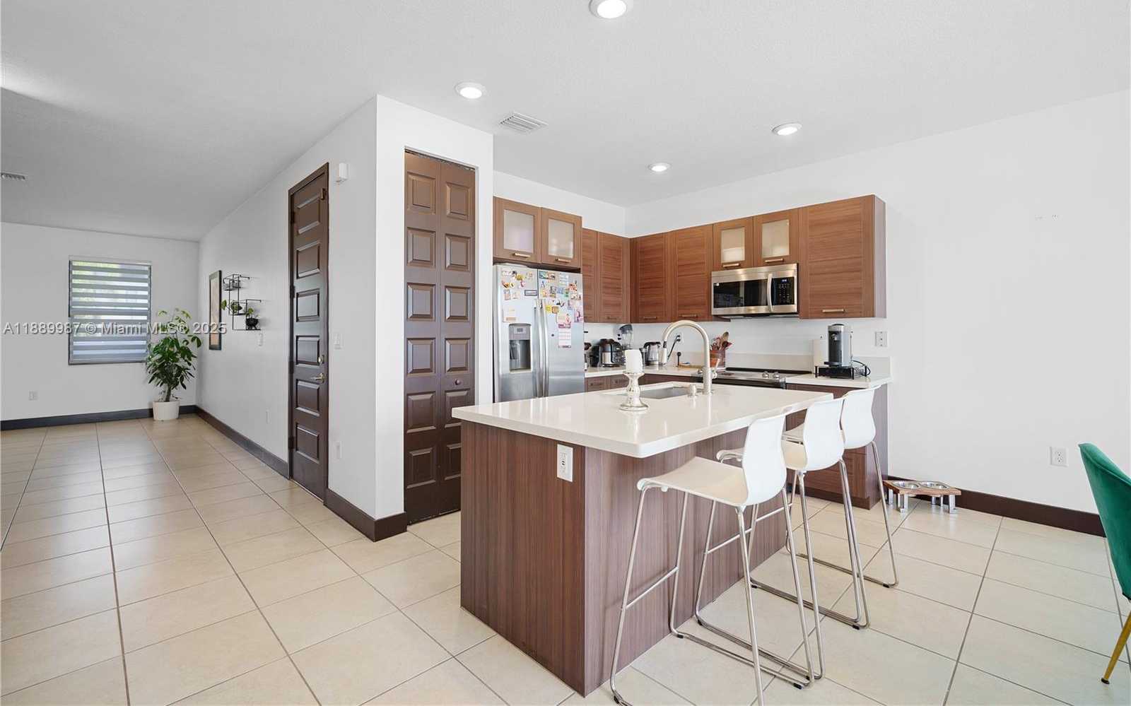 Small Image of 15673 NORTH WEST 91ST CT, Miami Lakes Number 11