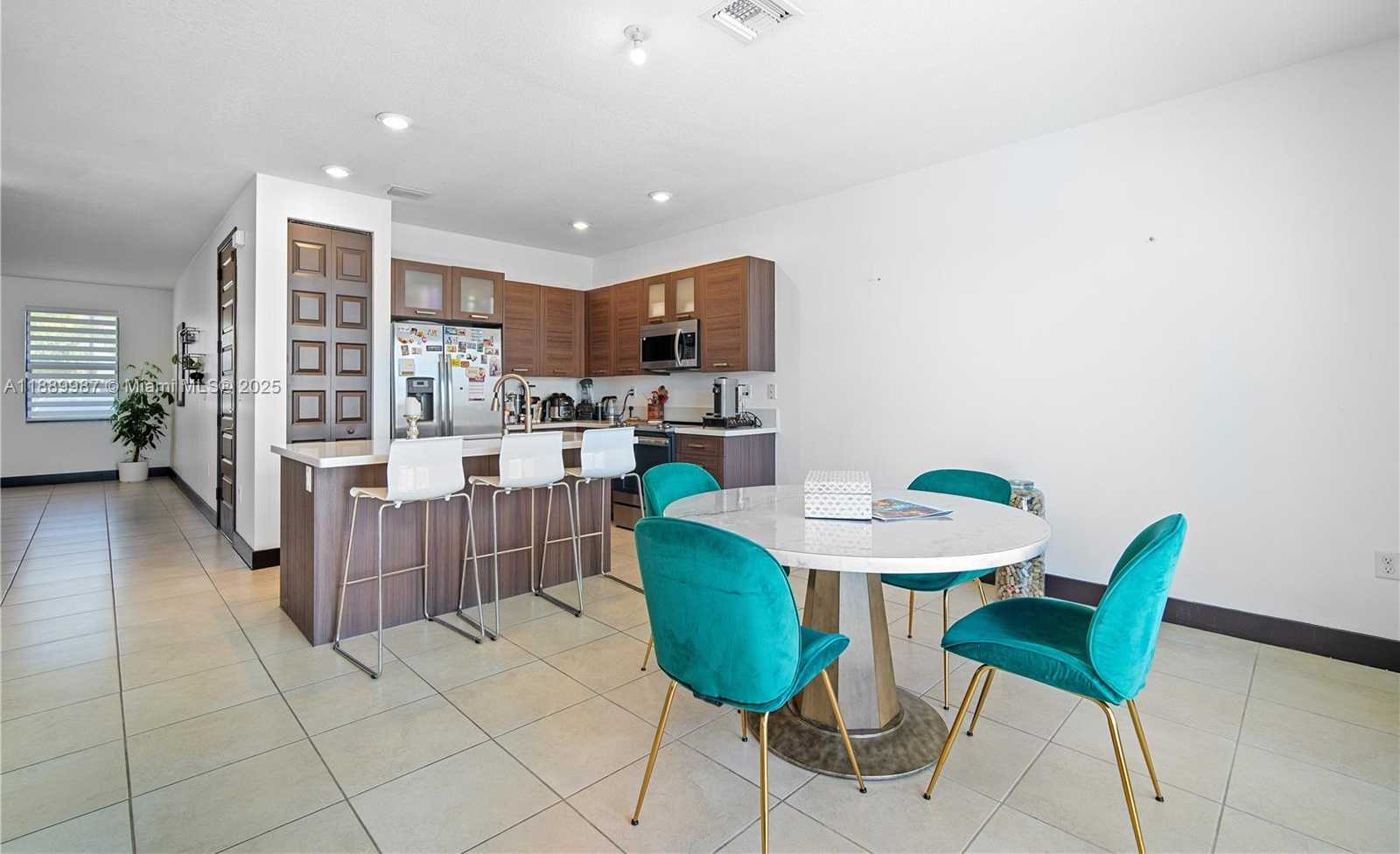 Small Image of 15673 NORTH WEST 91ST CT, Miami Lakes Number 15