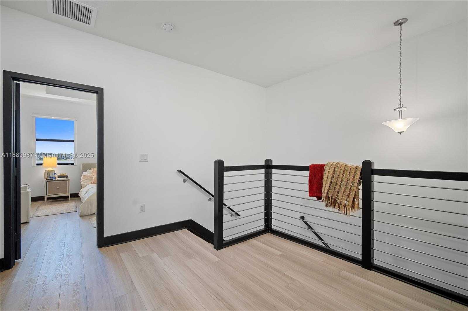 Small Image of 15673 NORTH WEST 91ST CT, Miami Lakes Number 30