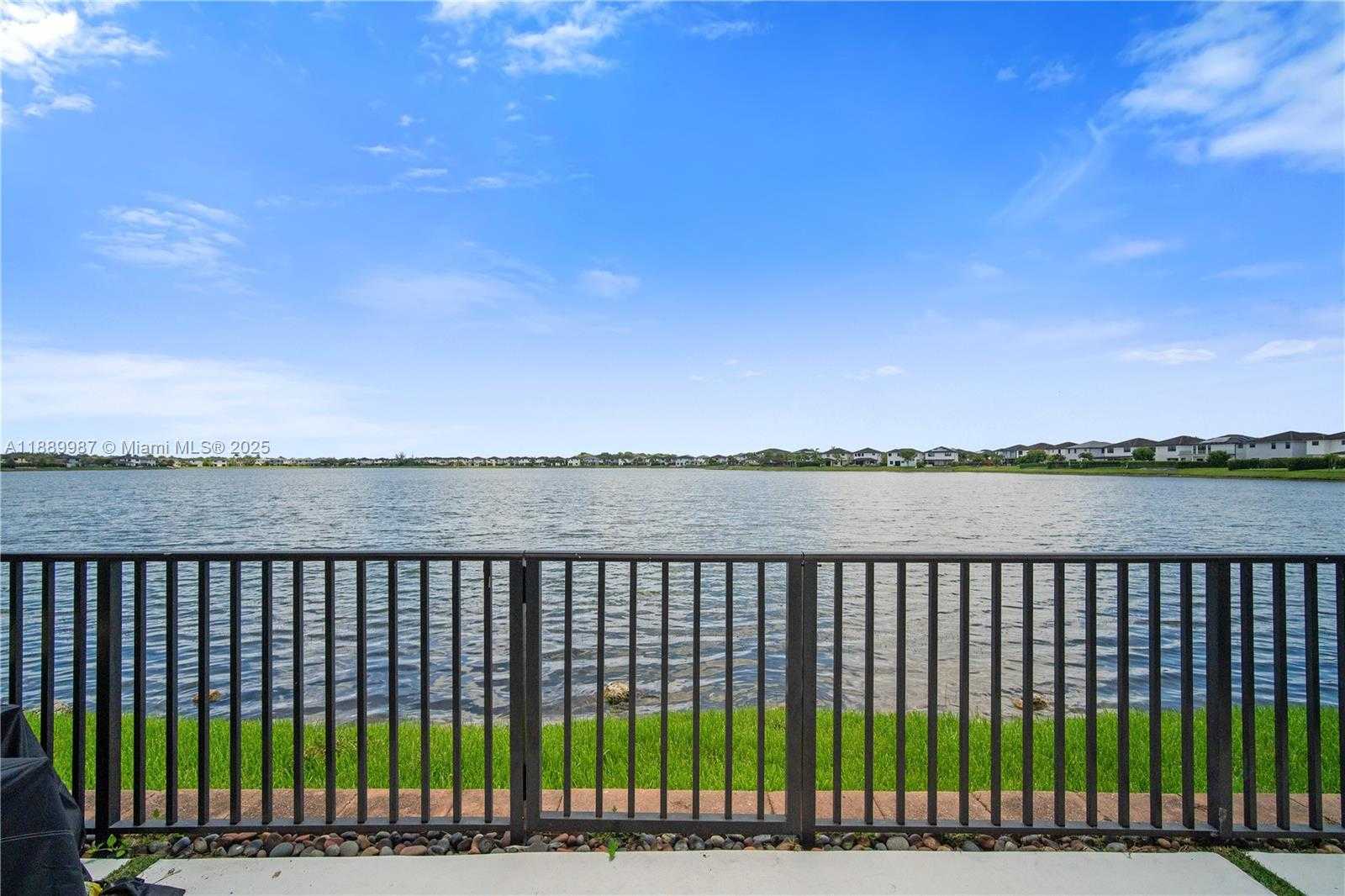 Small Image of 15673 NORTH WEST 91ST CT, Miami Lakes Number 33