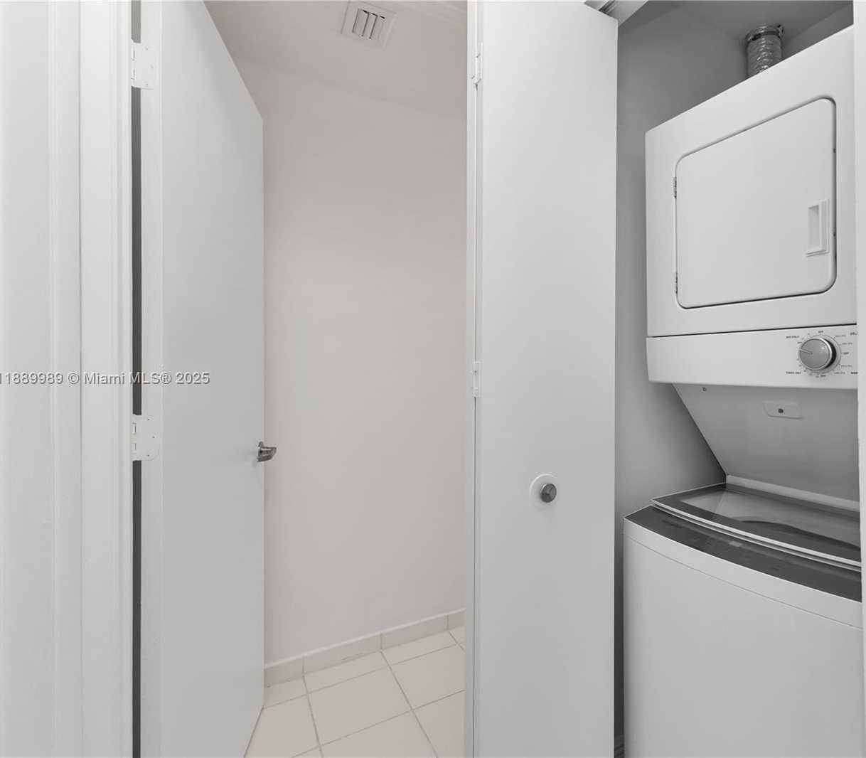 Small Image of 1861 NORTH WEST S RIVER DR #406, Miami Number 19