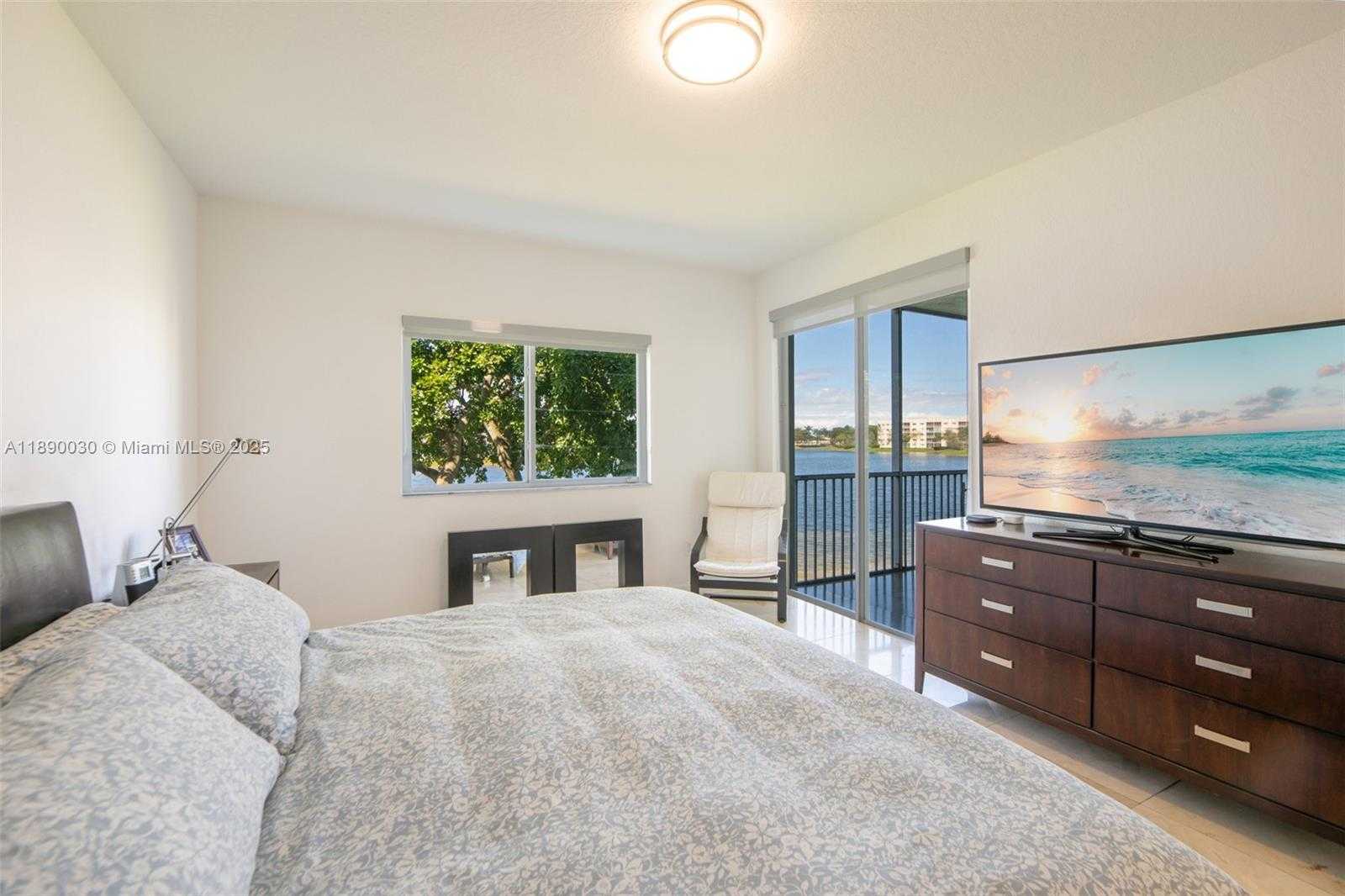 Small Image of 10700 NORTH WEST 66TH ST #207, Doral Number 31