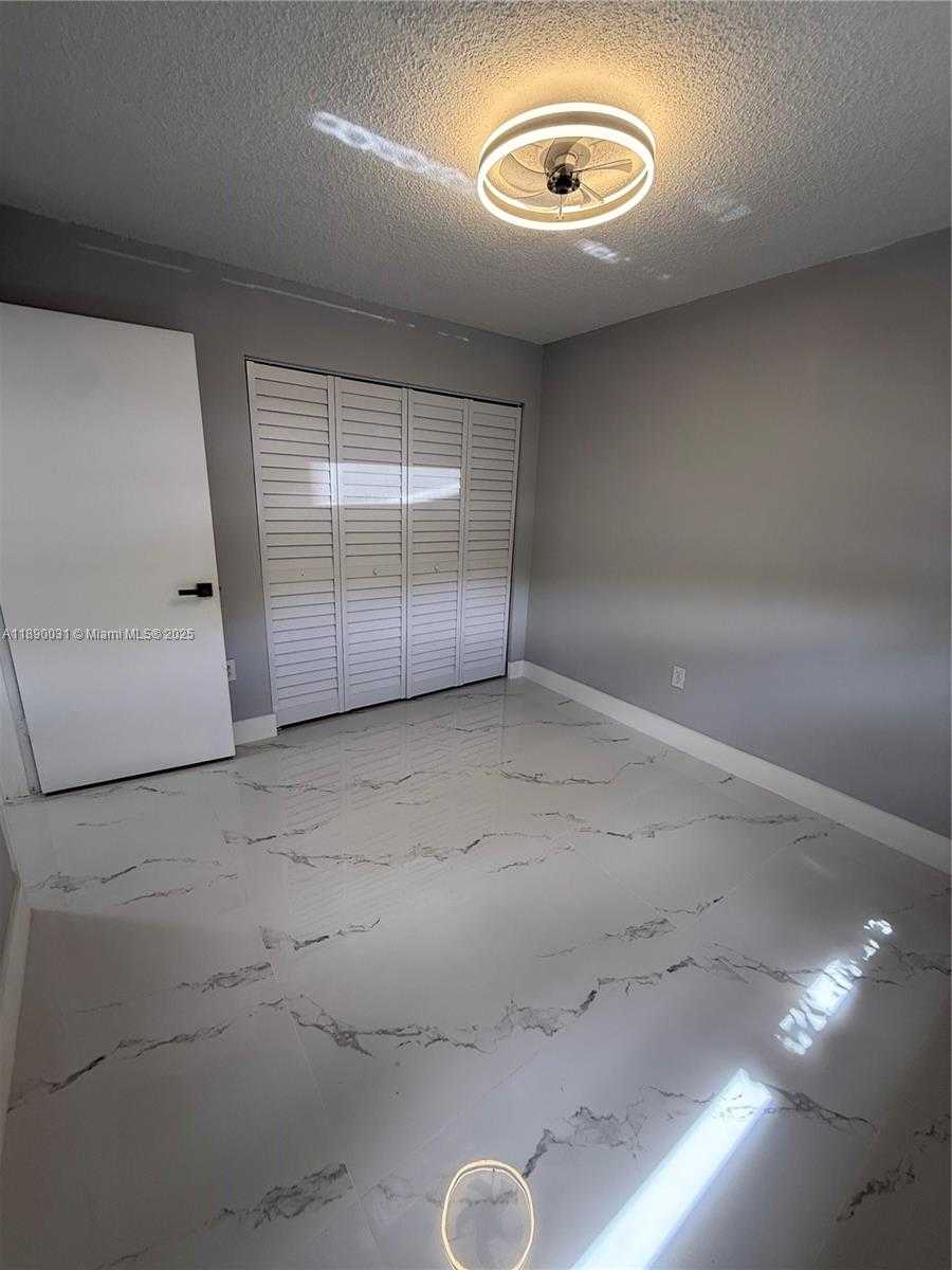 Small Image of 9937 NOB HILL PL #1637, Sunrise Number 26