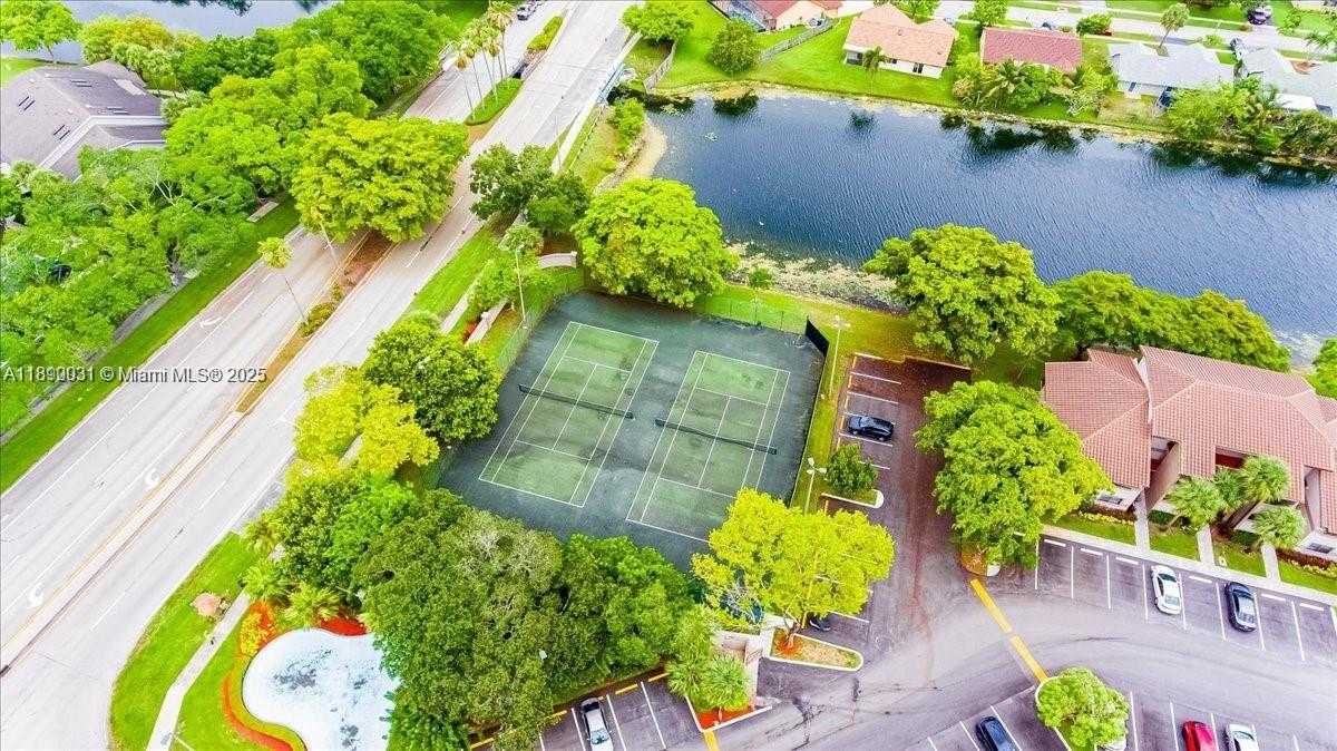 Small Image of 9937 NOB HILL PL #1637, Sunrise Number 49