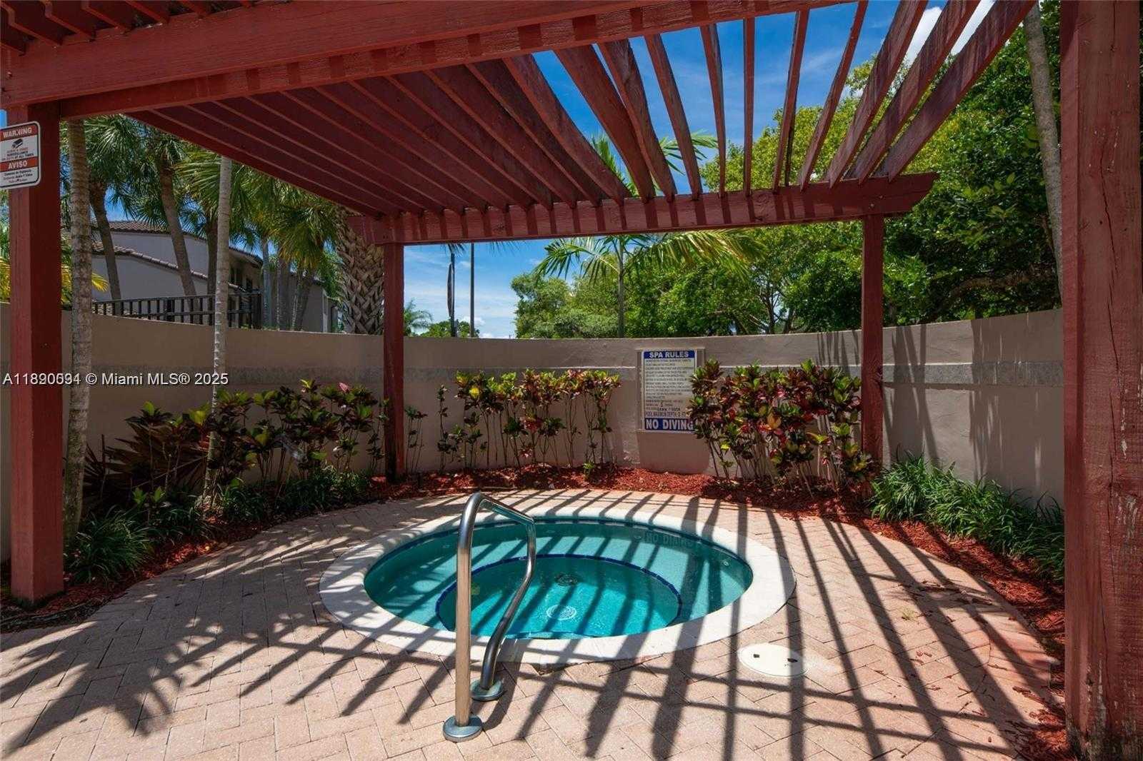 Small Image of 9937 NOB HILL PL #1637, Sunrise Number 53