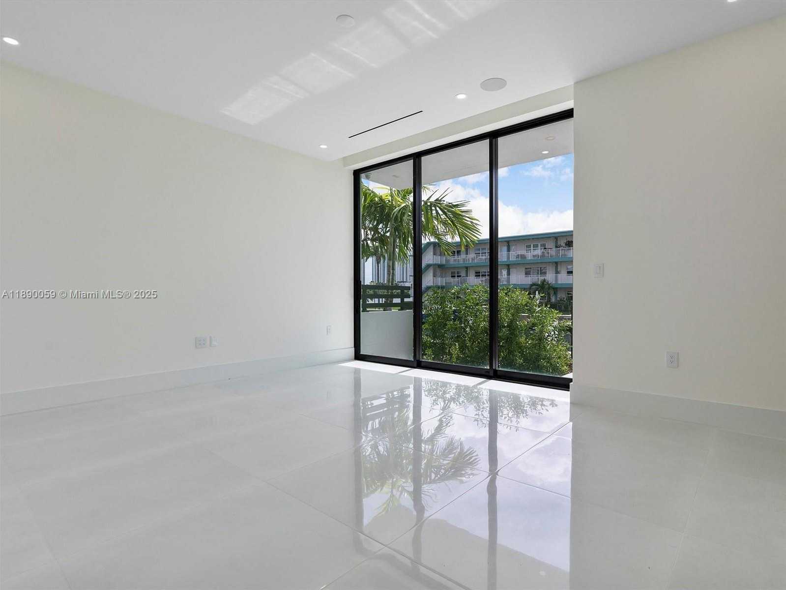 Small Image of 4004 NORTH EAST 167 ST #8, North Miami Beach Number 12
