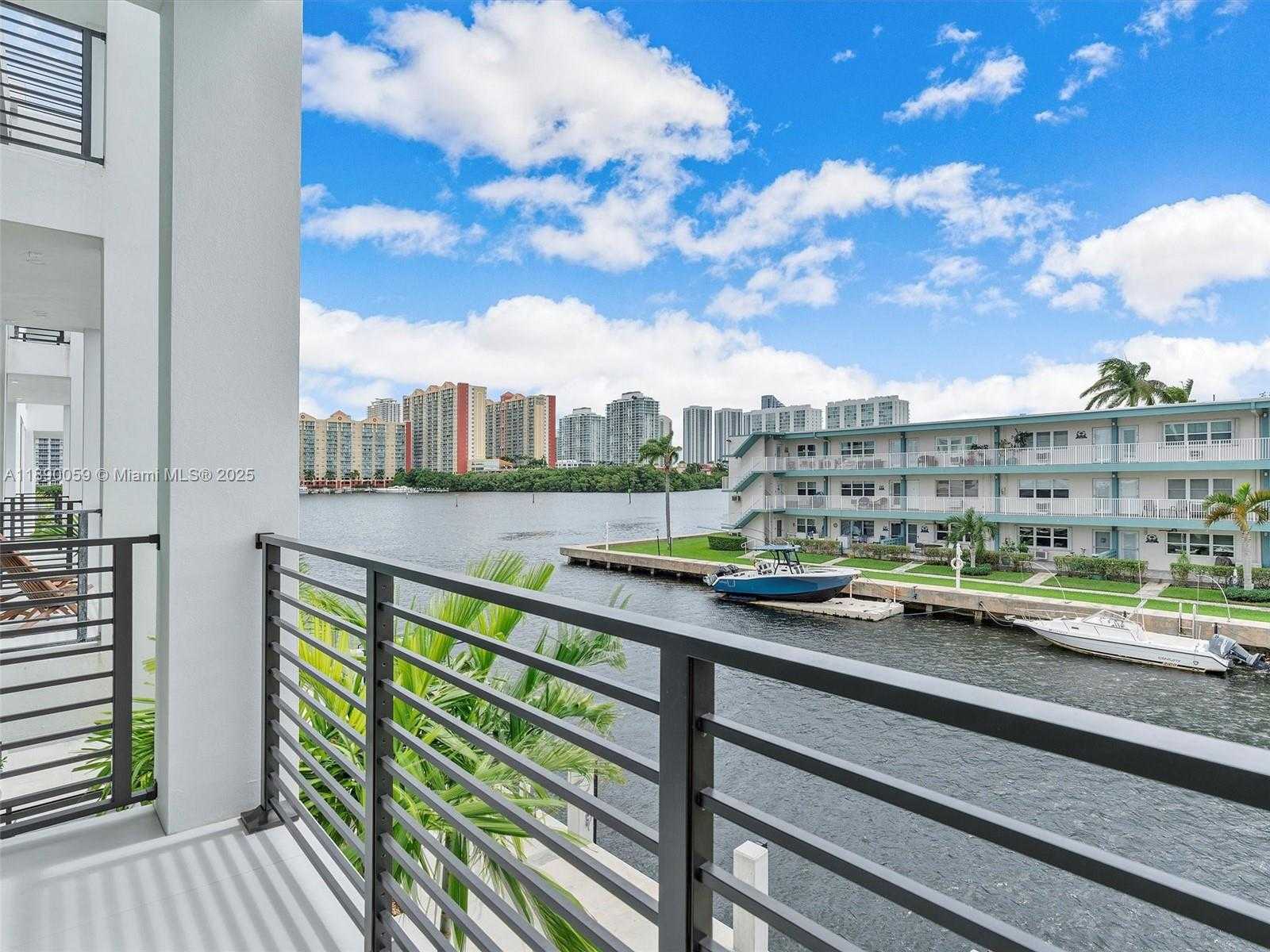 Small Image of 4004 NORTH EAST 167 ST #8, North Miami Beach Number 2