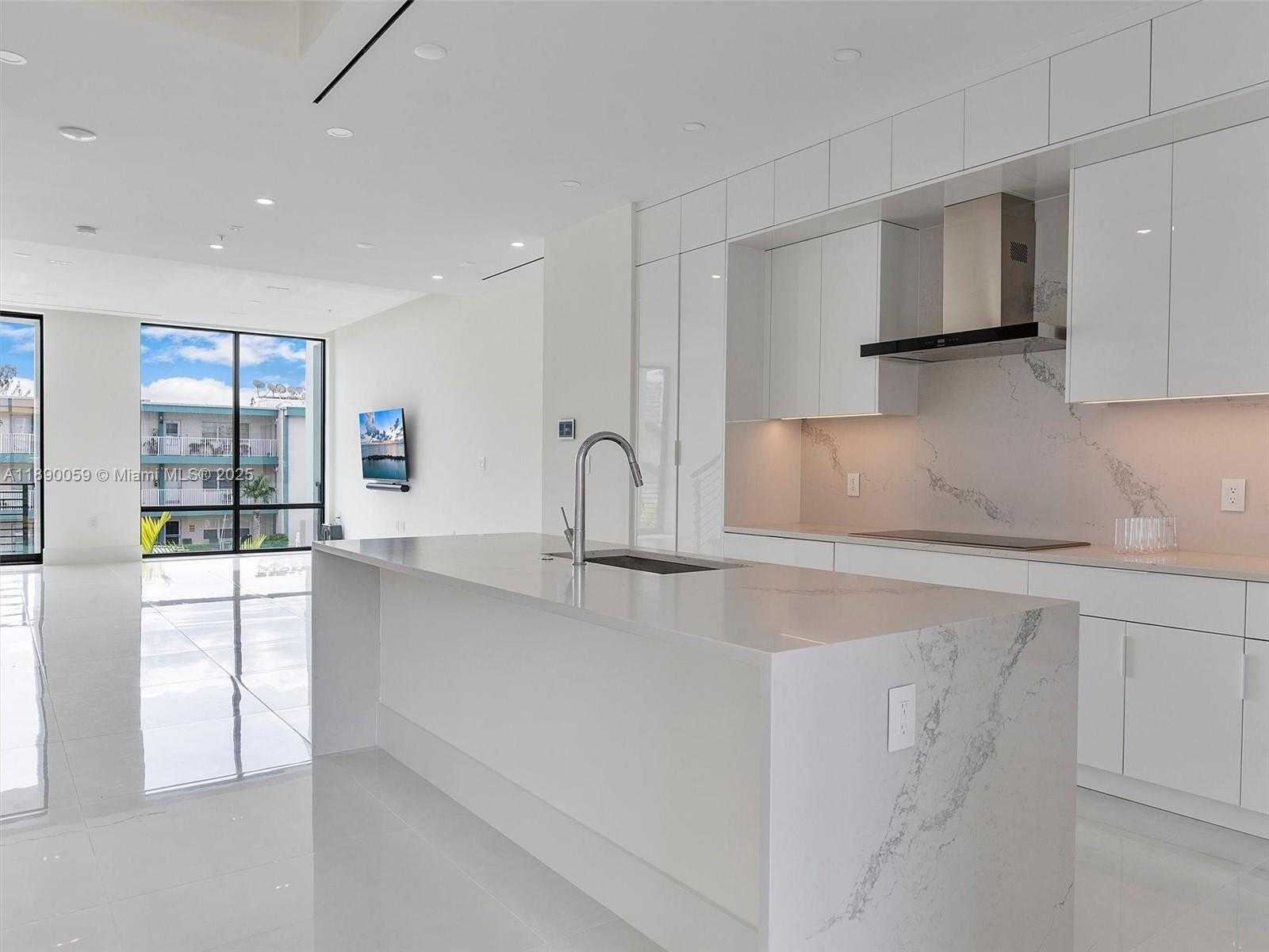 Small Image of 4004 NORTH EAST 167 ST #8, North Miami Beach Number 26