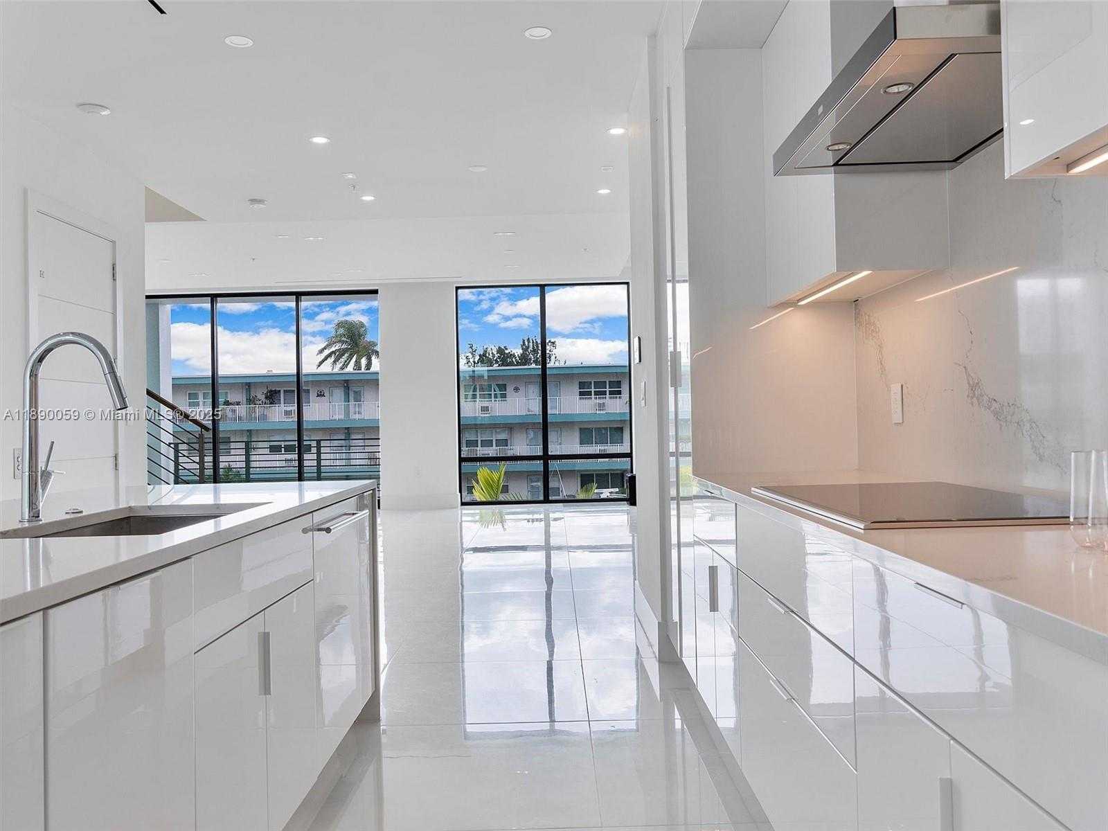 Small Image of 4004 NORTH EAST 167 ST #8, North Miami Beach Number 31