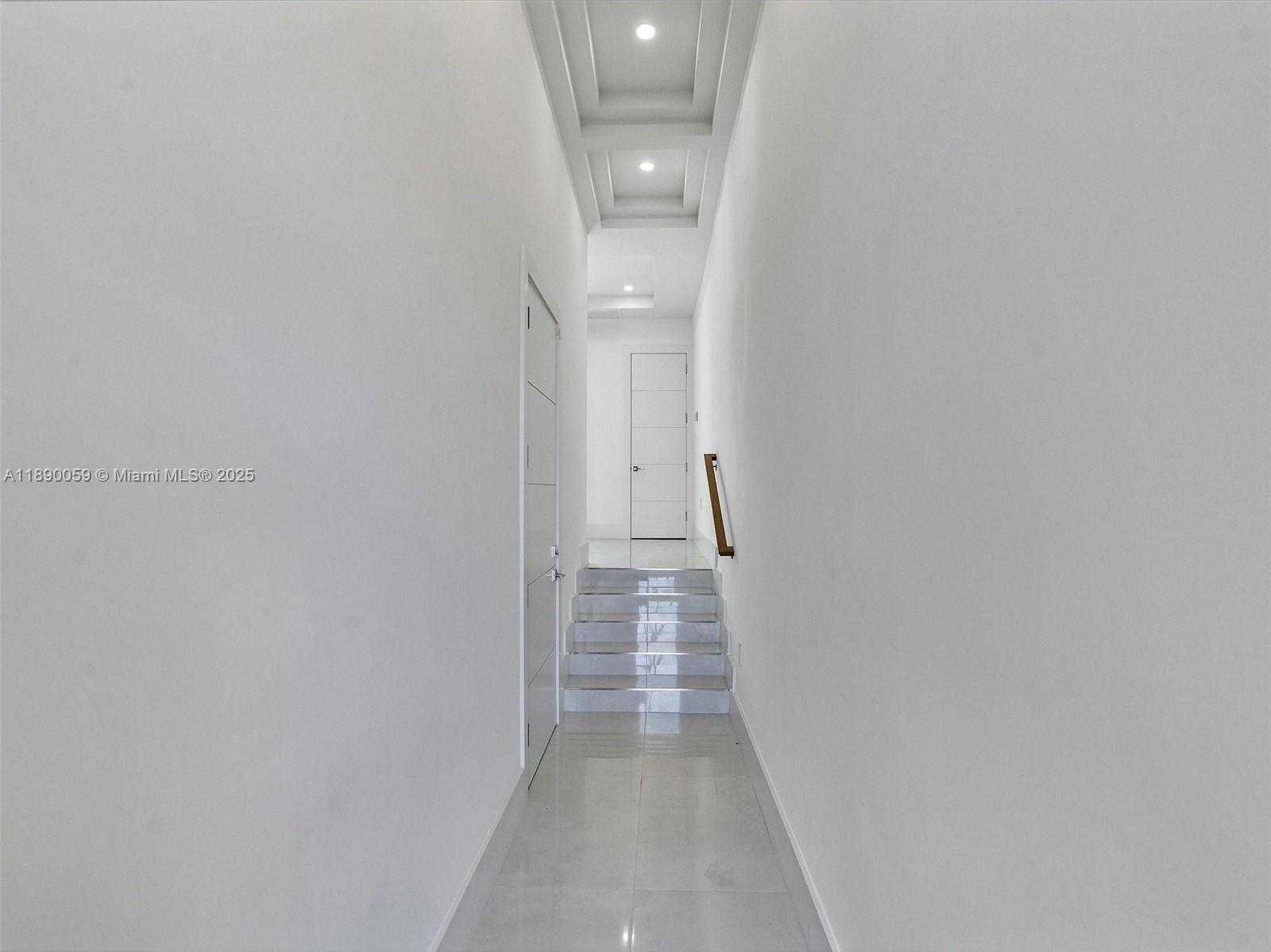 Small Image of 4004 NORTH EAST 167 ST #8, North Miami Beach Number 4