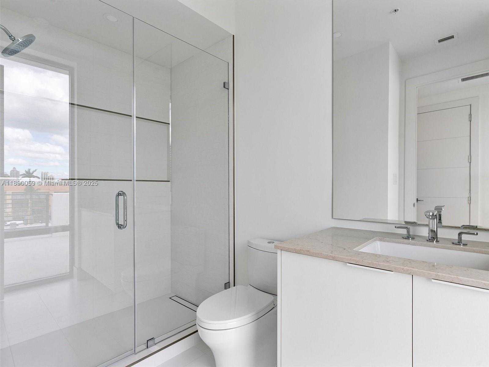 Small Image of 4004 NORTH EAST 167 ST #8, North Miami Beach Number 53