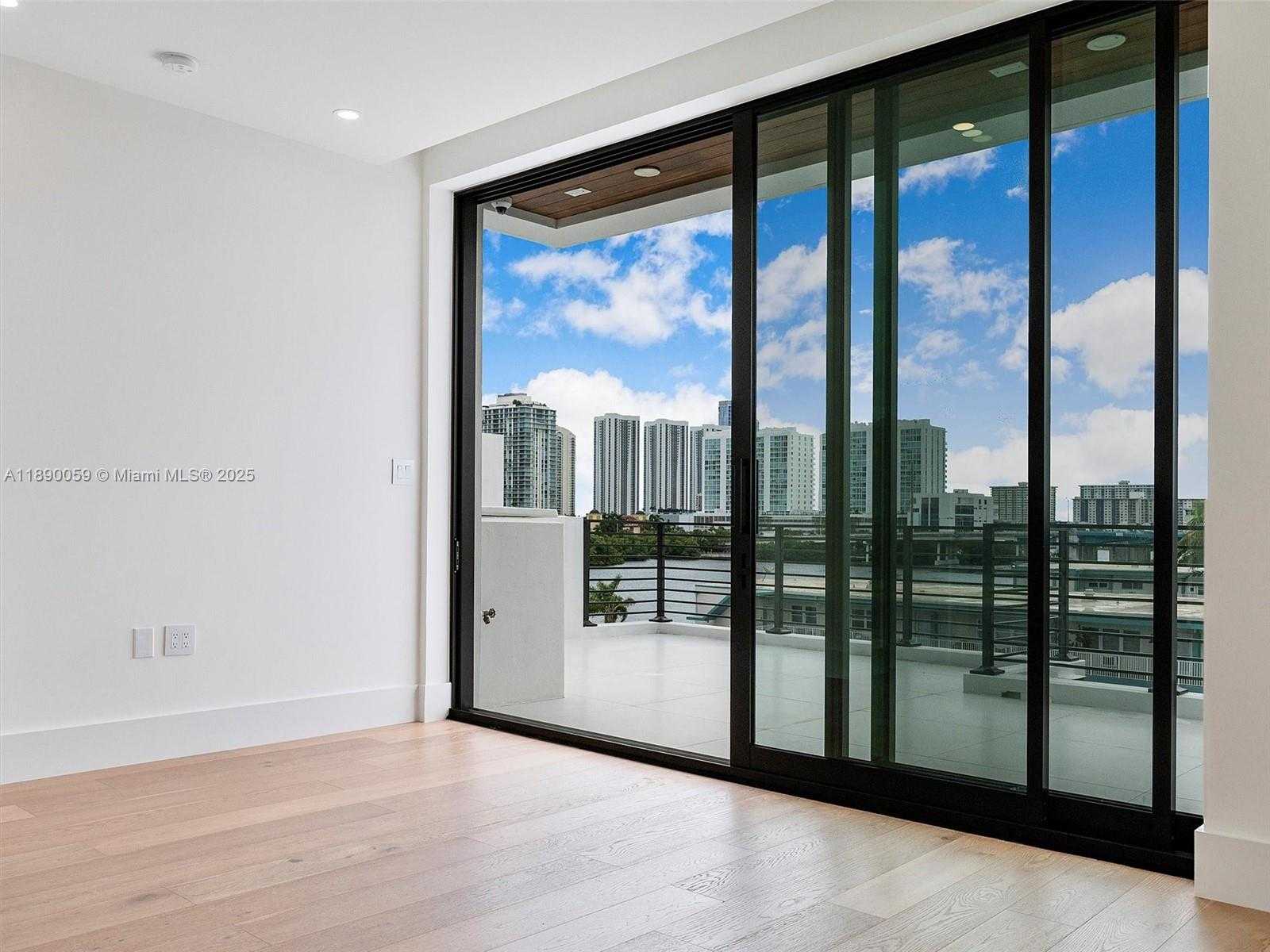 Small Image of 4004 NORTH EAST 167 ST #8, North Miami Beach Number 55