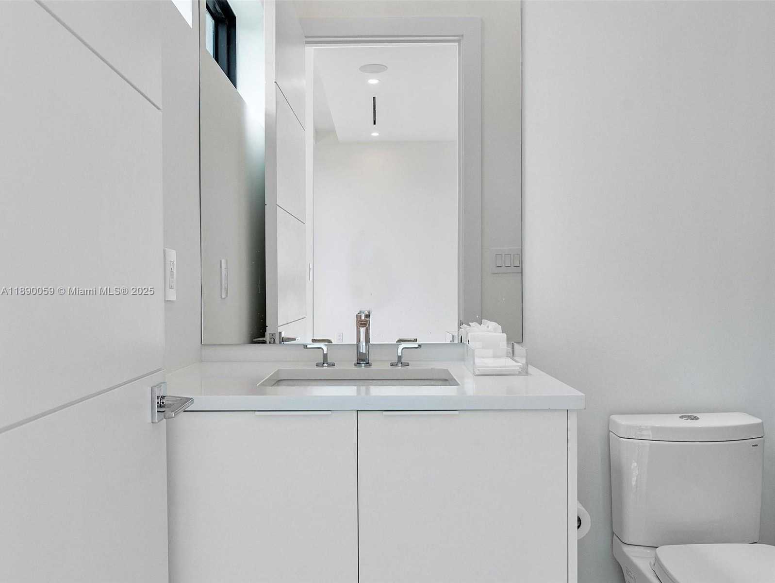 Small Image of 4004 NORTH EAST 167 ST #8, North Miami Beach Number 59
