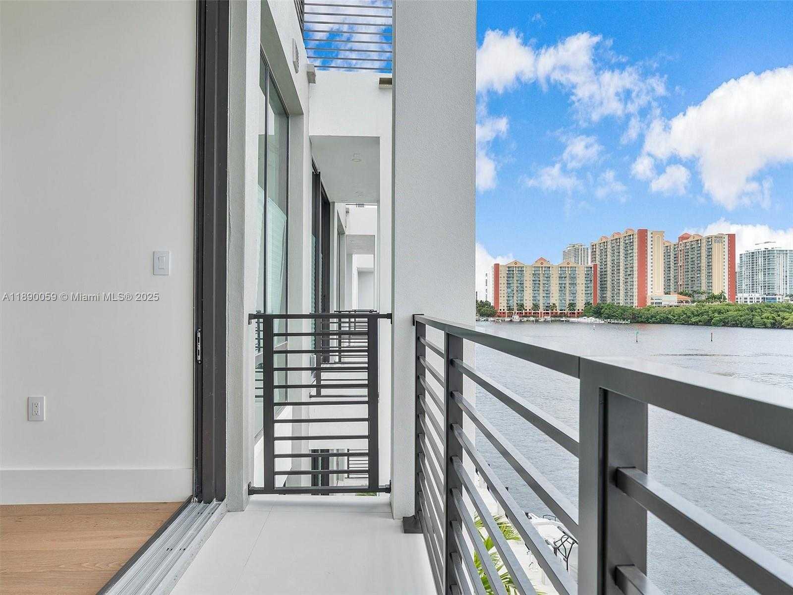 Small Image of 4004 NORTH EAST 167 ST #8, North Miami Beach Number 63