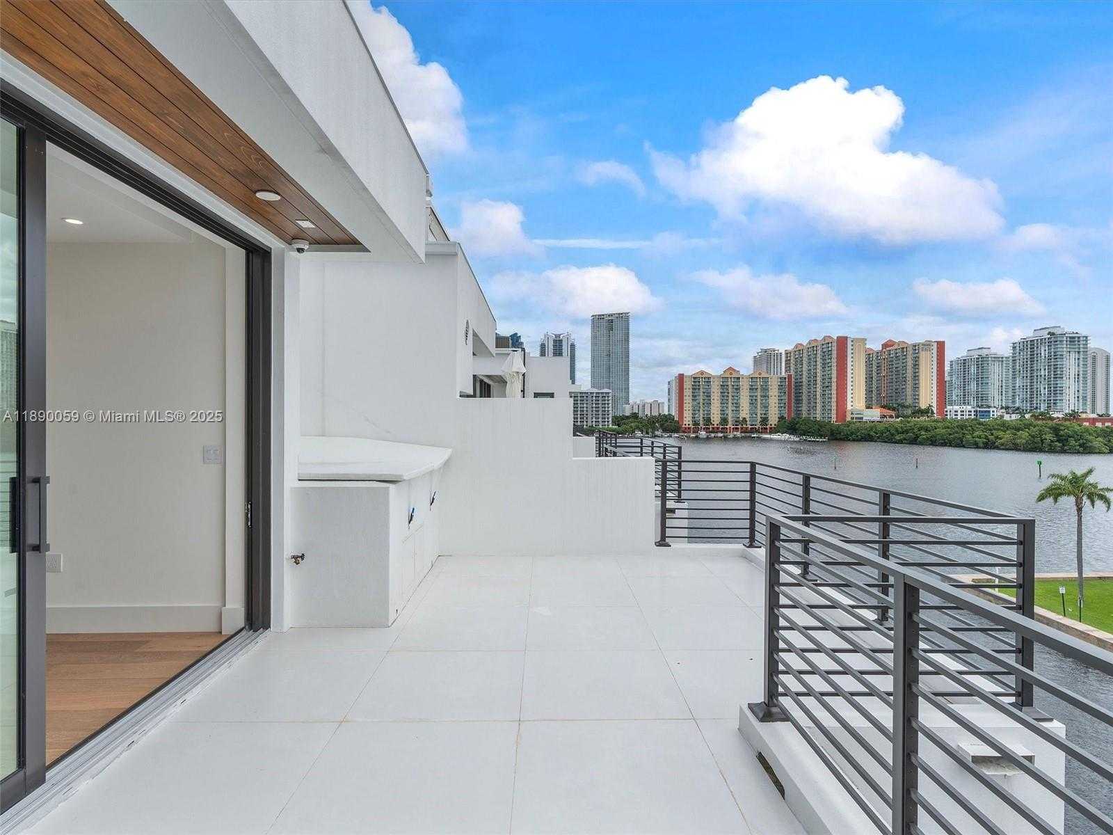 Small Image of 4004 NORTH EAST 167 ST #8, North Miami Beach Number 67