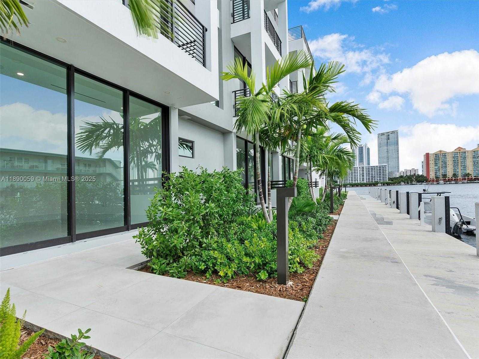 Small Image of 4004 NORTH EAST 167 ST #8, North Miami Beach Number 74