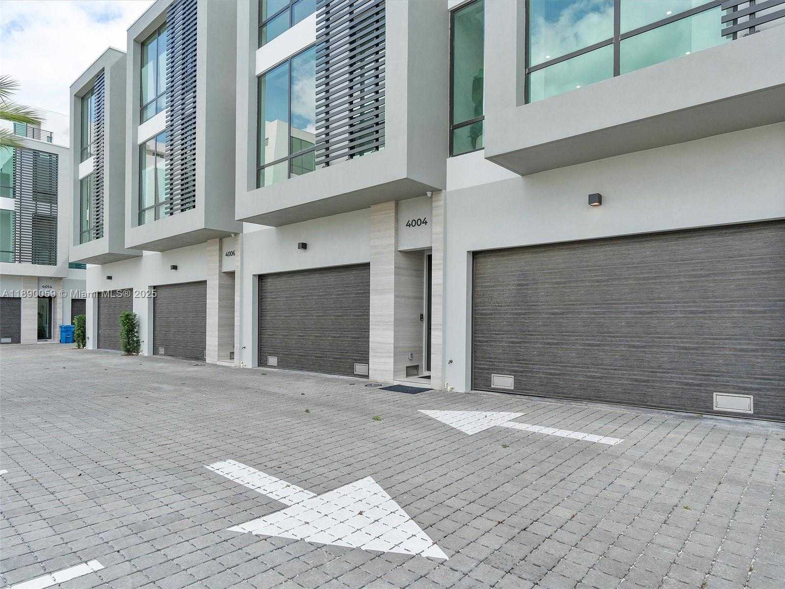 Small Image of 4004 NORTH EAST 167 ST #8, North Miami Beach Number 81
