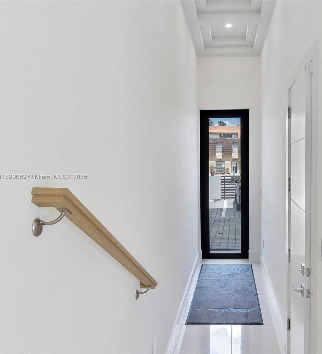Small Image of 4004 NORTH EAST 167 ST #8, North Miami Beach Number 9