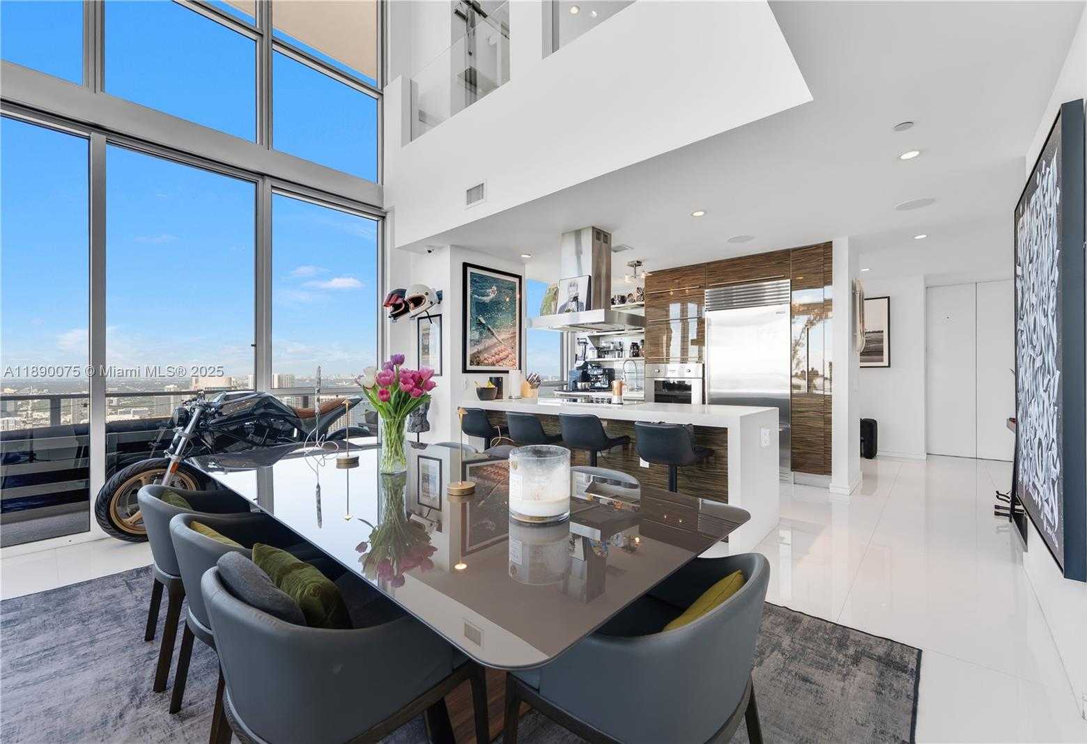 Small Image of 1100 BISCAYNE BLVD #6307, Miami Number 12