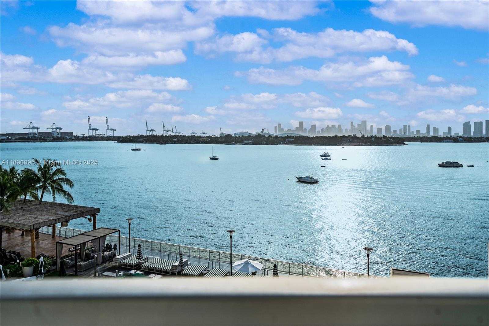 Small Image of 1100 WEST AVE #514, Miami Beach Number 13