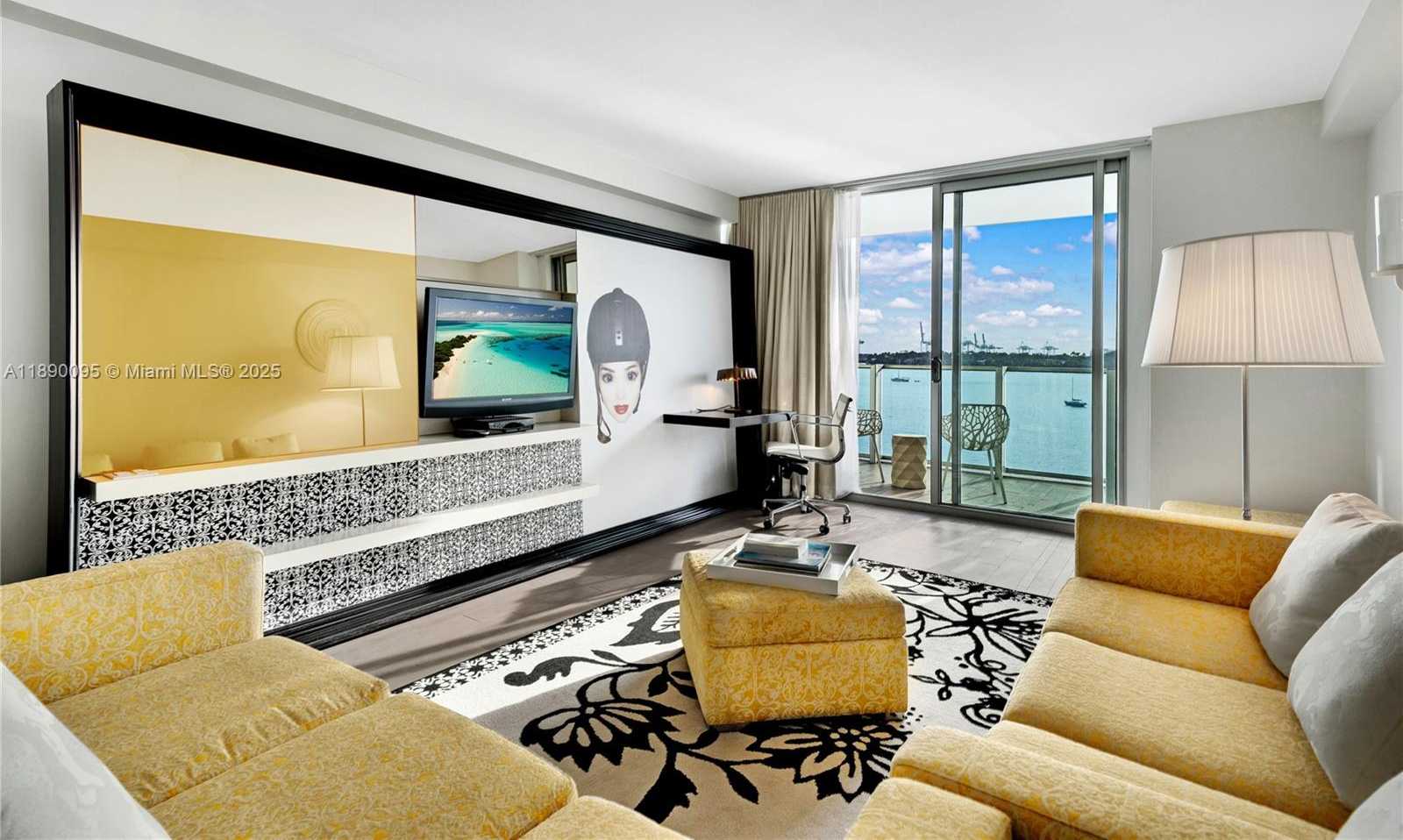 Small Image of 1100 WEST AVE #514, Miami Beach Number 2