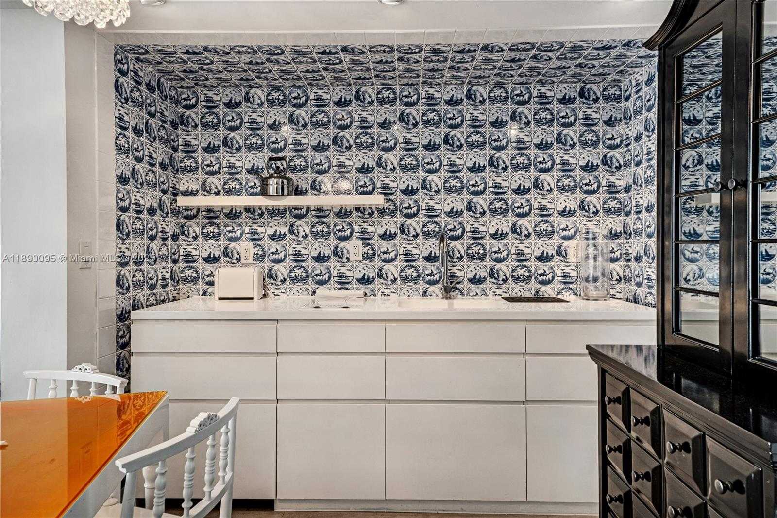 Small Image of 1100 WEST AVE #514, Miami Beach Number 7