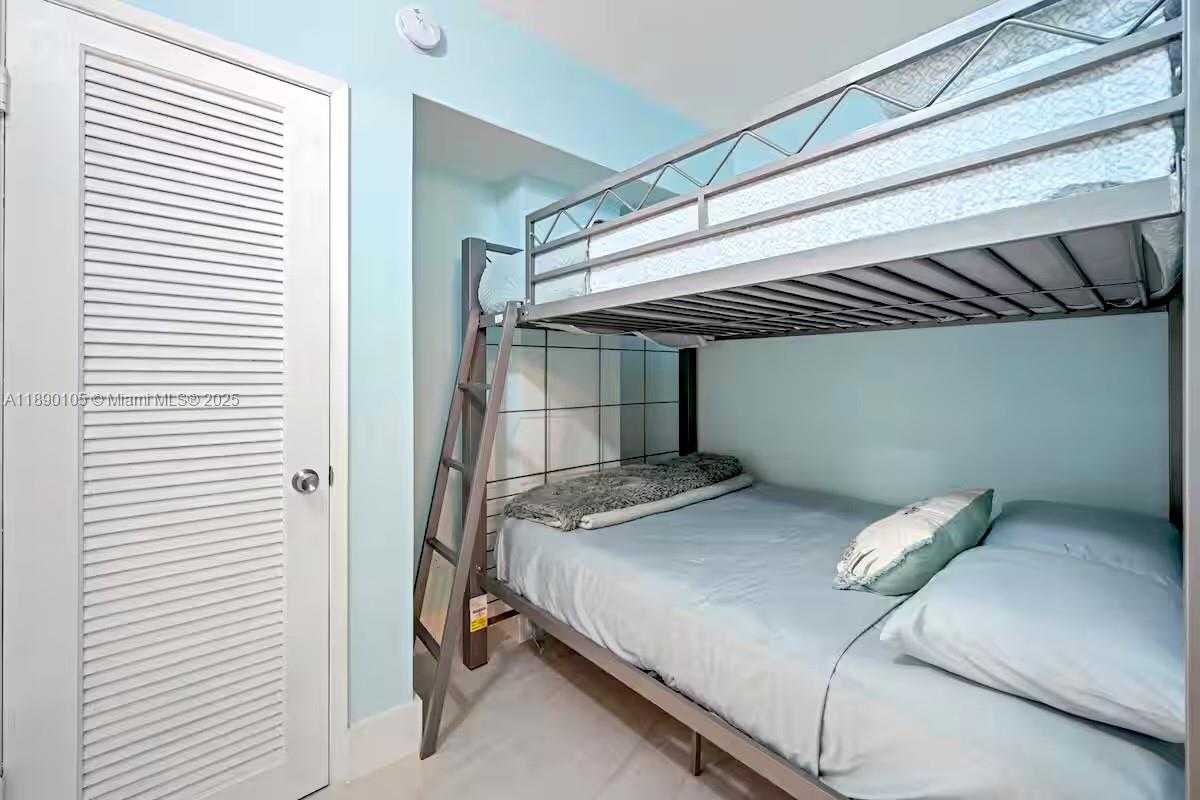Small Image of 19370 COLLINS AVE #1121, Sunny Isles Beach Number 18