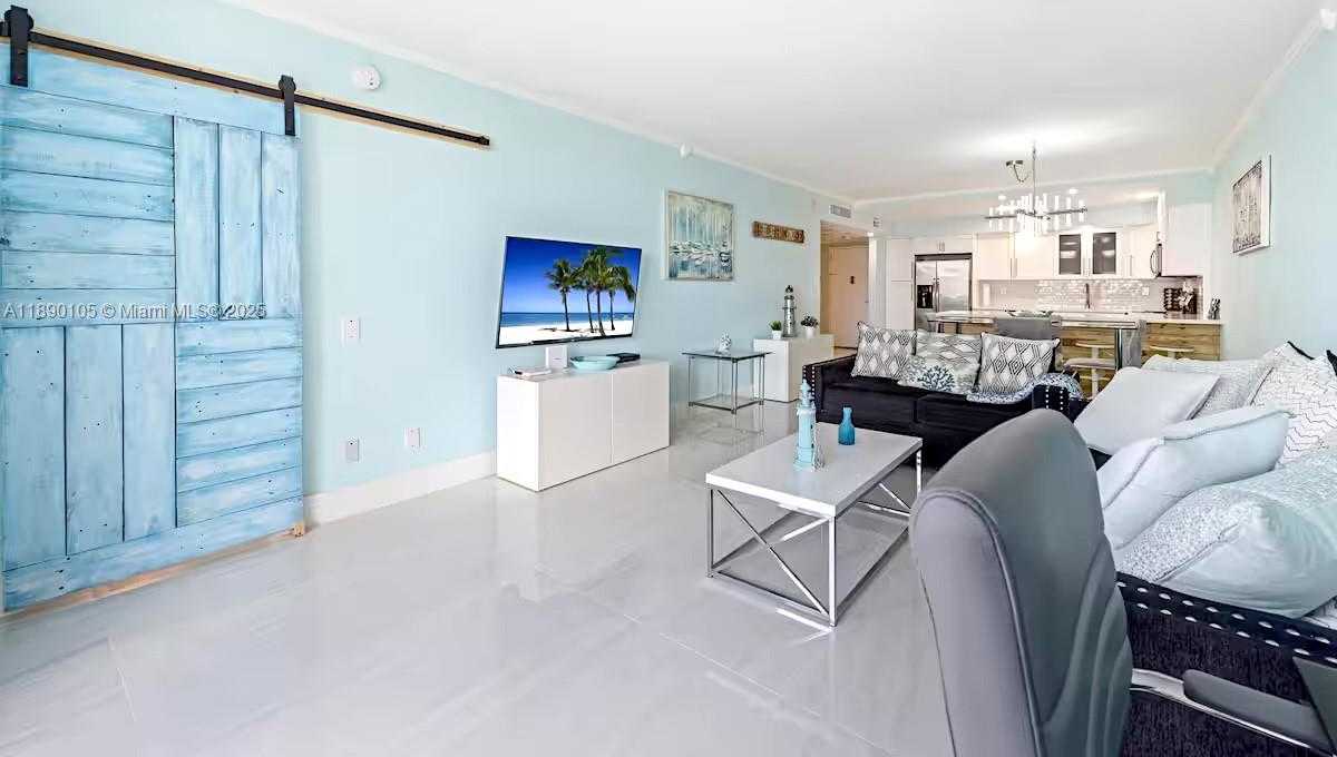 Small Image of 19370 COLLINS AVE #1121, Sunny Isles Beach Number 3