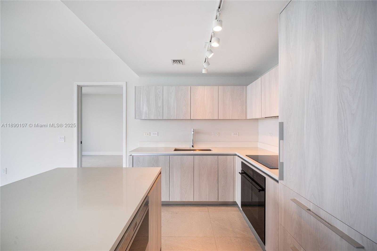 Small Image of 3131 NORTH EAST 7TH AVE #4706, Miami Number 8