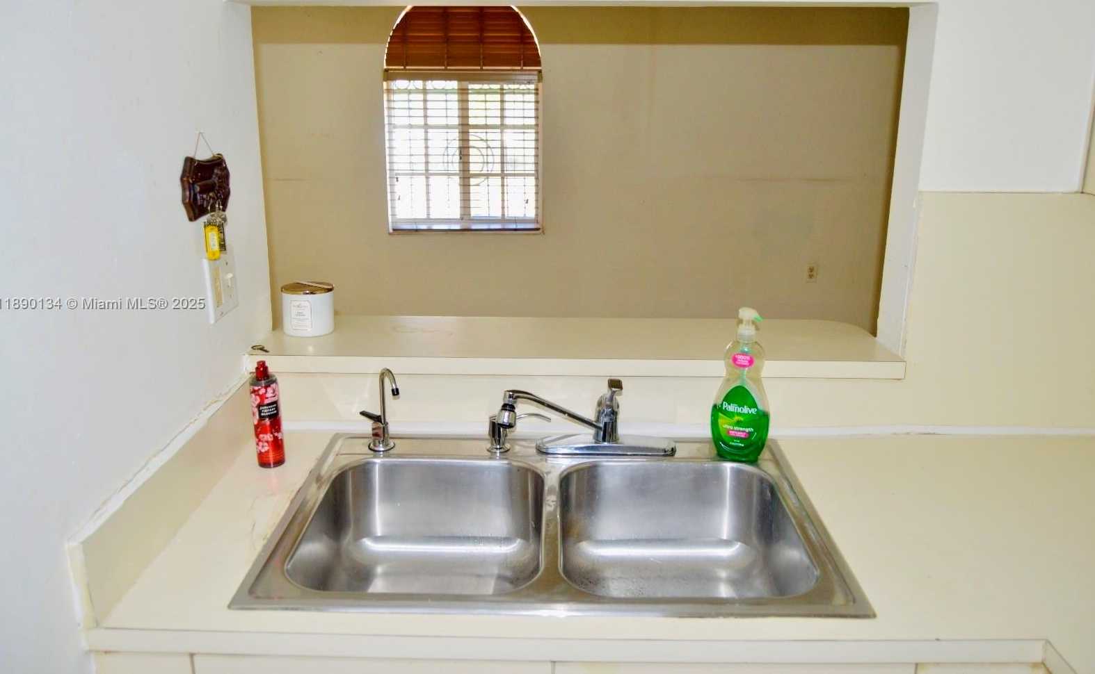 Small Image of 8851 NORTH WEST 119TH ST #6117, Hialeah Gardens Number 13