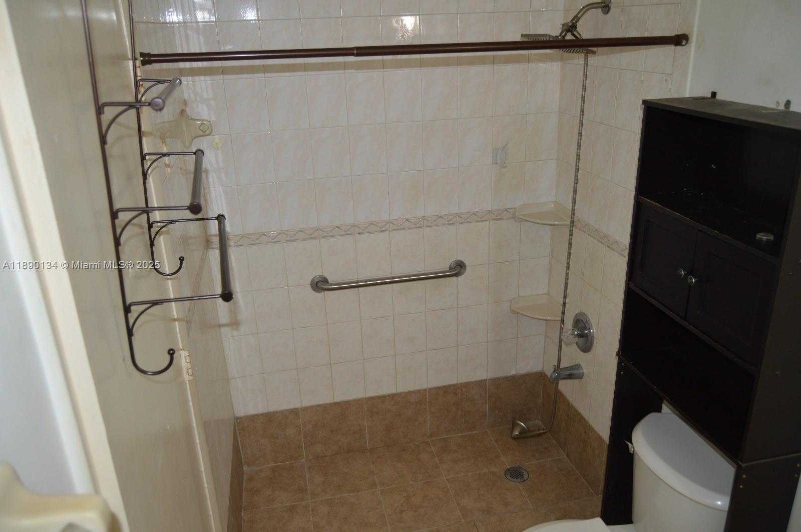 Small Image of 8851 NORTH WEST 119TH ST #6117, Hialeah Gardens Number 18