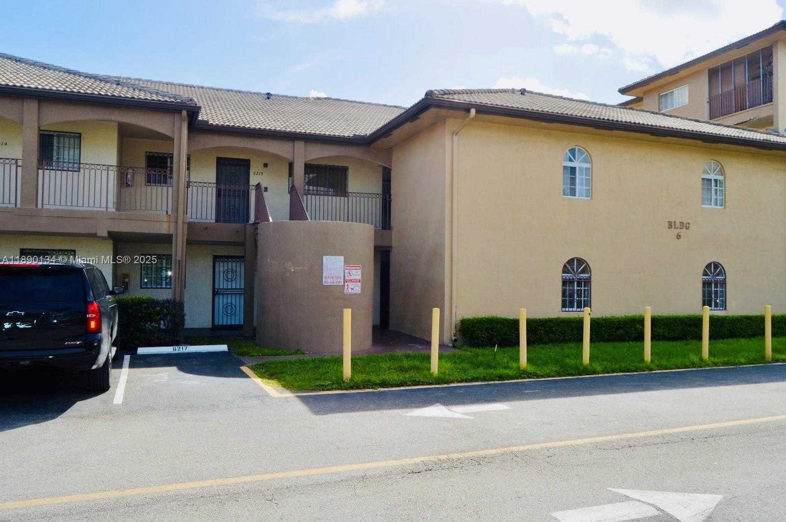 Small Image of 8851 NORTH WEST 119TH ST #6117, Hialeah Gardens Number 6