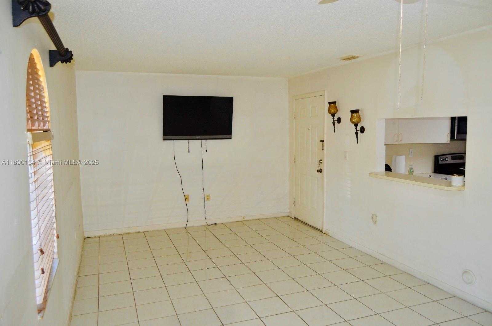Small Image of 8851 NORTH WEST 119TH ST #6117, Hialeah Gardens Number 8