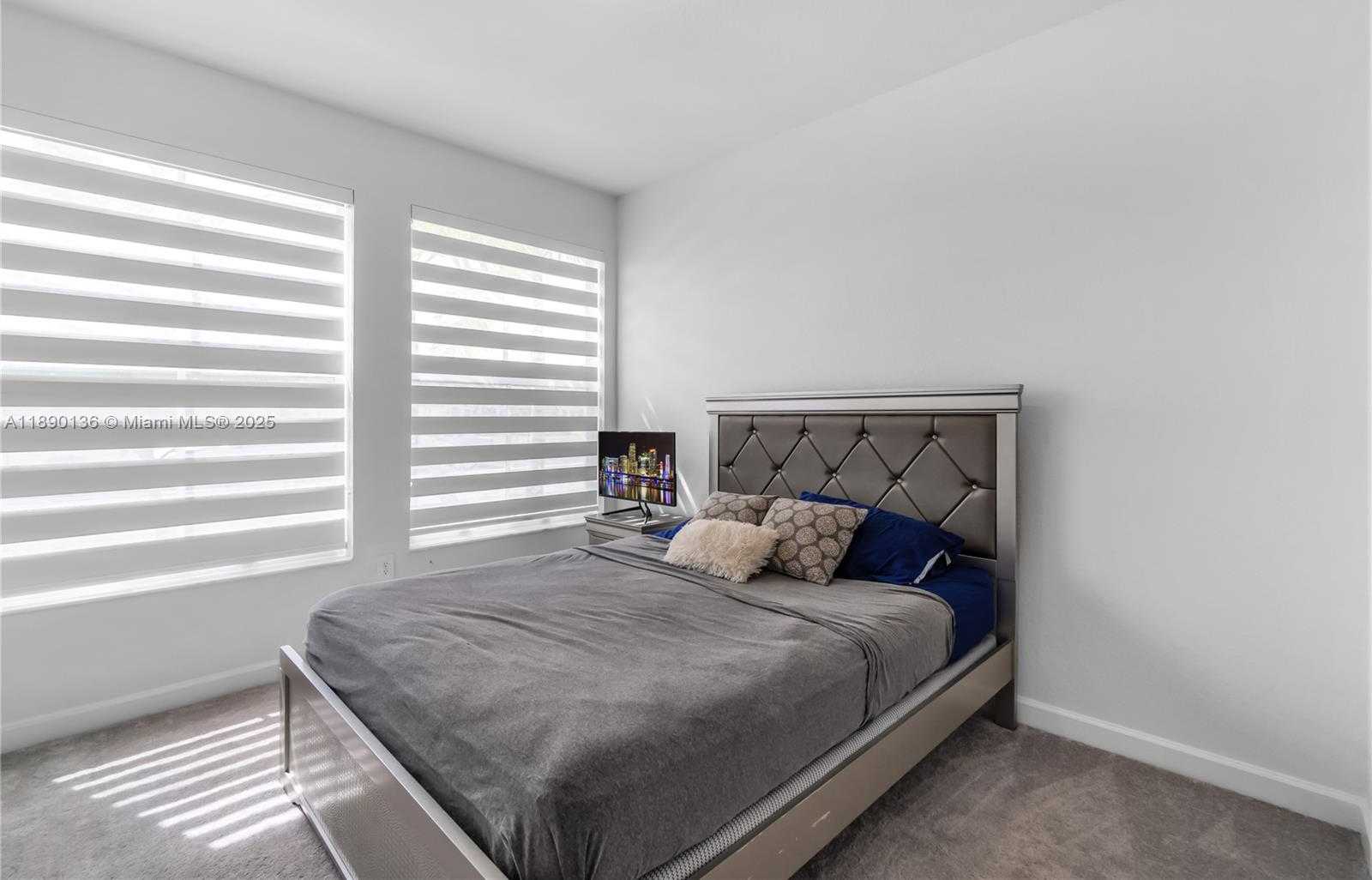 Small Image of 26455 SOUTH WEST 148TH AVE, Homestead Number 10