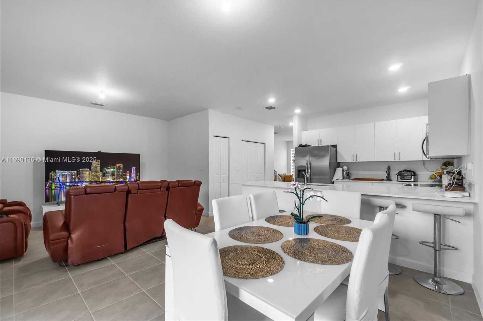 Small Image of 26455 SOUTH WEST 148TH AVE, Homestead Number 4