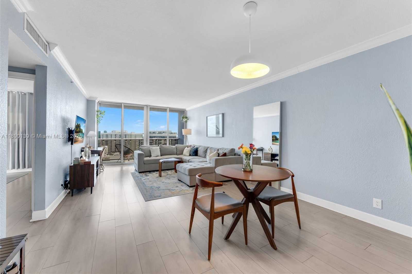 Small Image of 401 69TH ST #1606, Miami Beach Number 3
