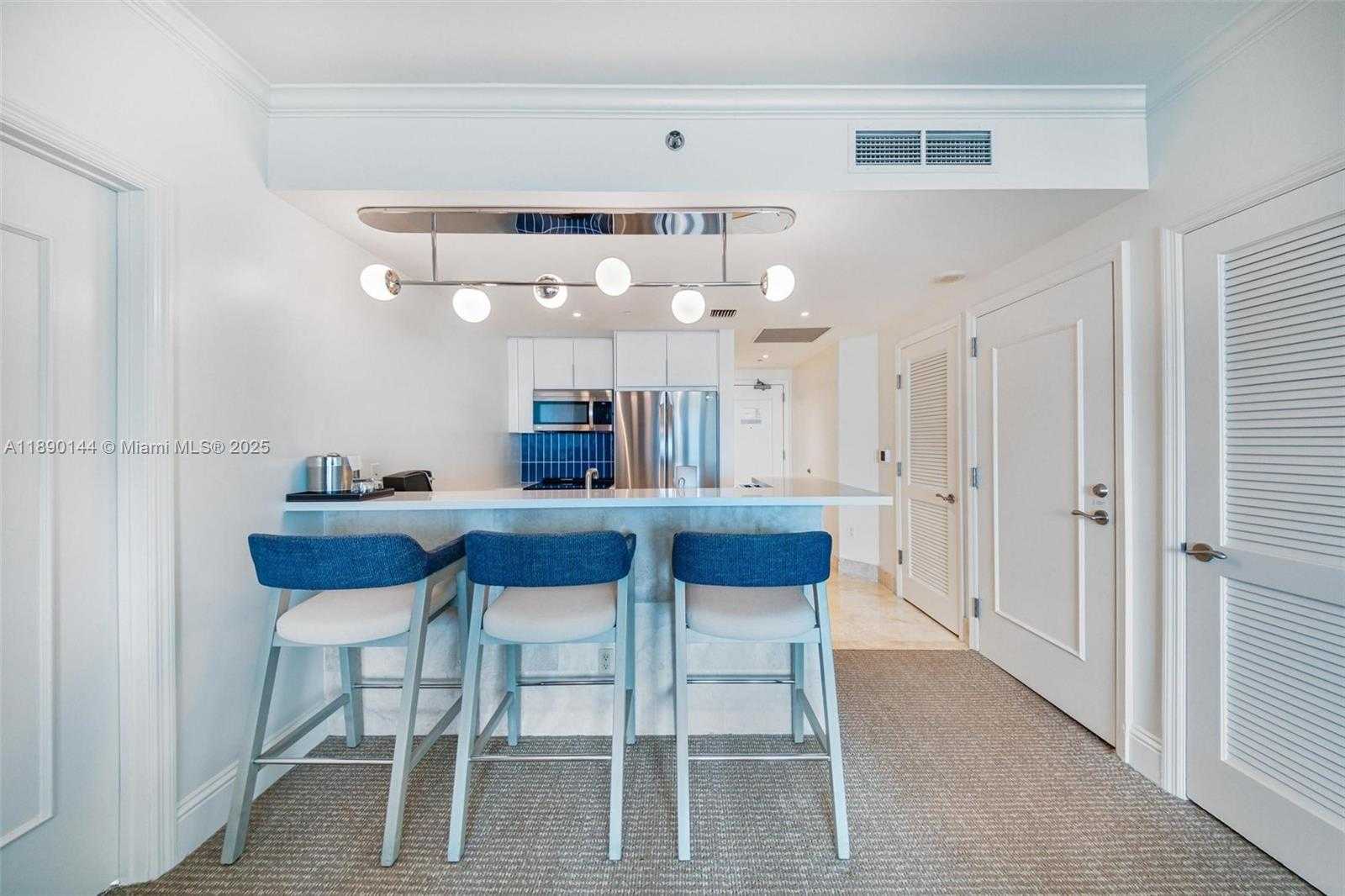 Small Image of 4401 COLLINS AVE #3312, Miami Beach Number 7