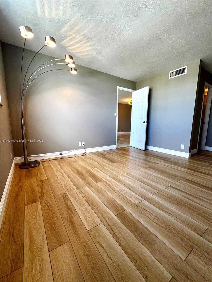 Small Image of 3545 NORTH EAST 166TH ST #805, North Miami Beach Number 18