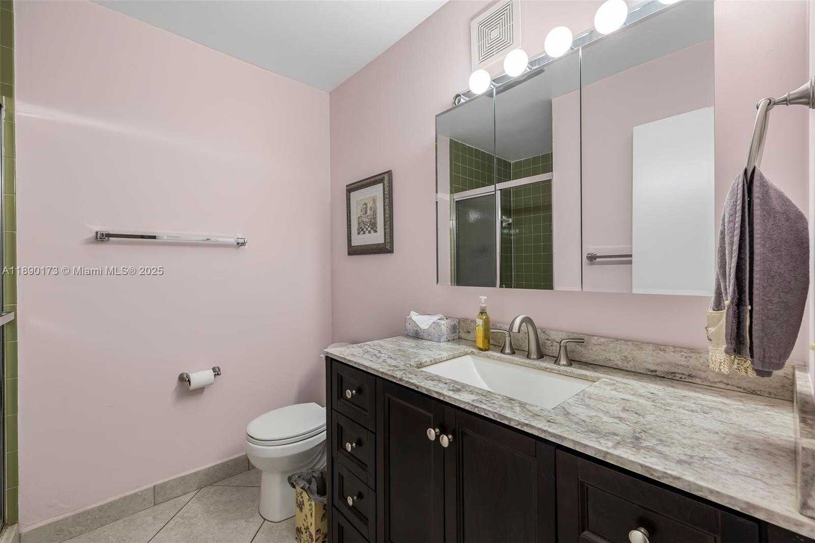 Small Image of 5300 WASHINGTON ST #U405, Hollywood Number 16