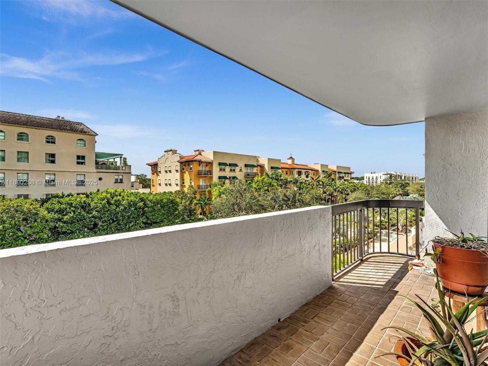 Small Image of 600 BILTMORE WAY #406, Coral Gables Number 24