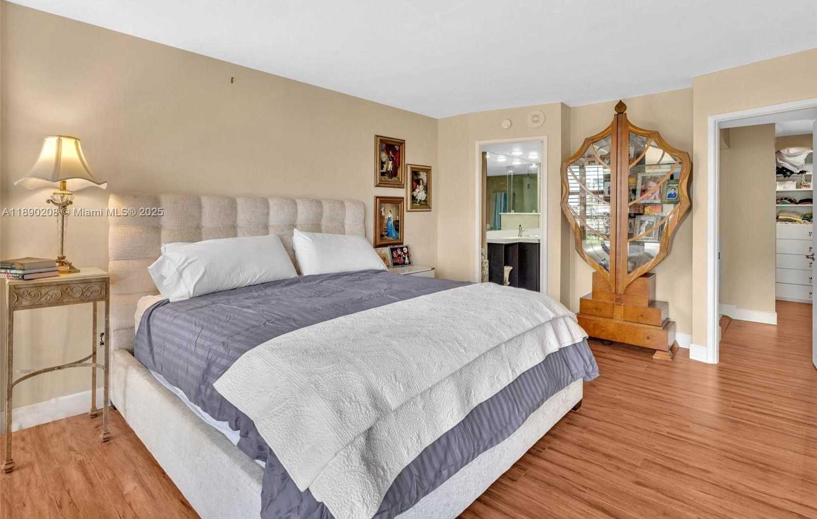 Small Image of 600 BILTMORE WAY #406, Coral Gables Number 29